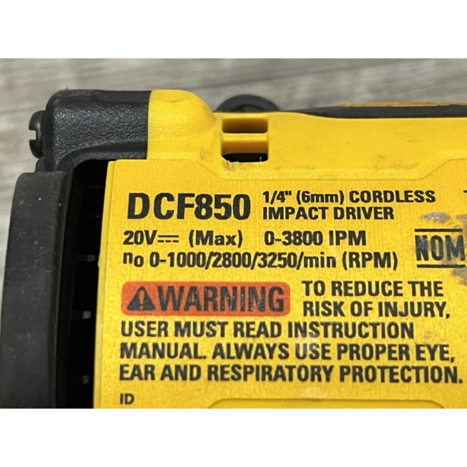 AS-IS DEWALT ATOMIC 20V MAX Cordless Brushless Compact 1/4 in. Impact Driver (Tool Only)