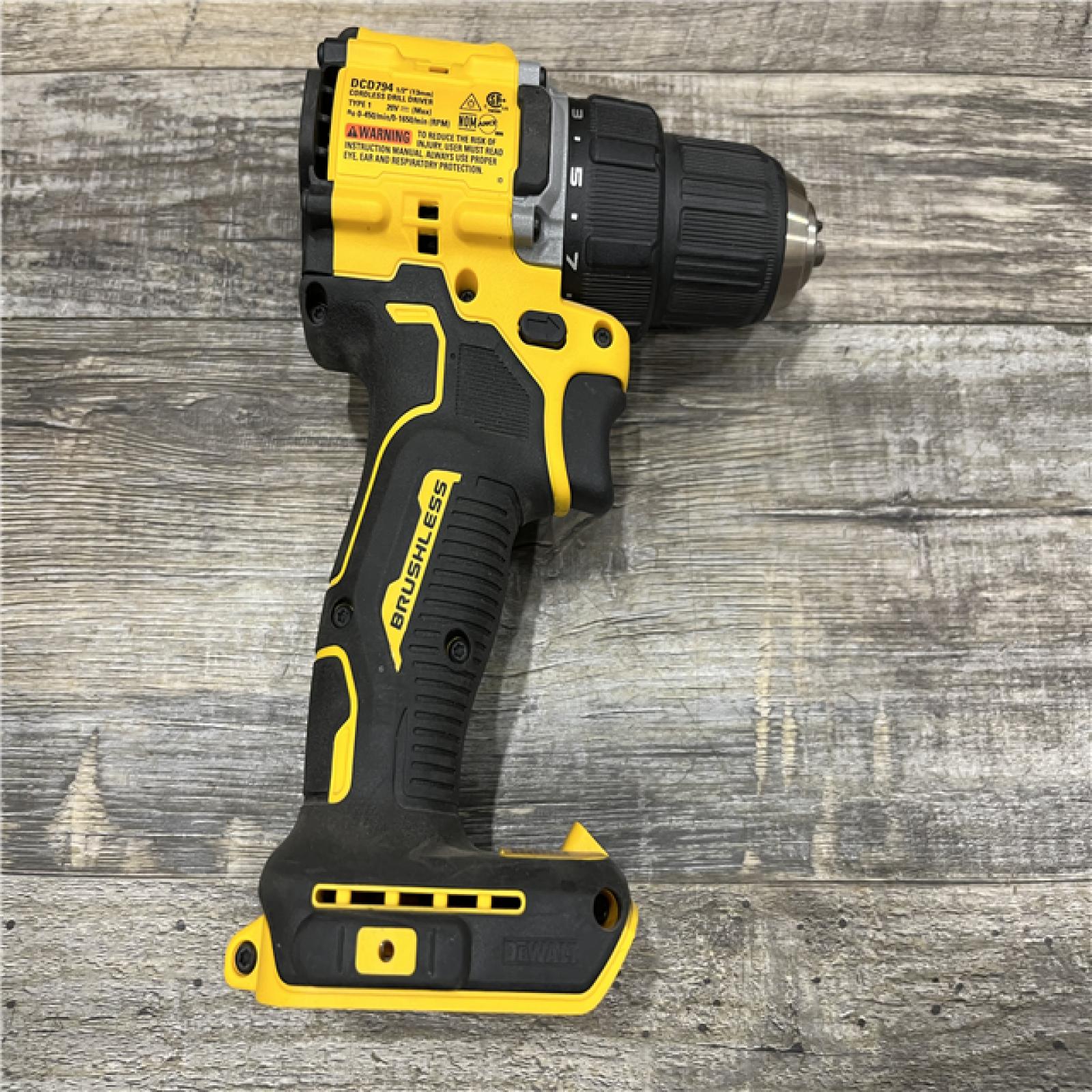 AS-IS DEWALT Atomic 20V Lithium-Ion Cordless Compact 1/2 in. Drill/Driver Kit