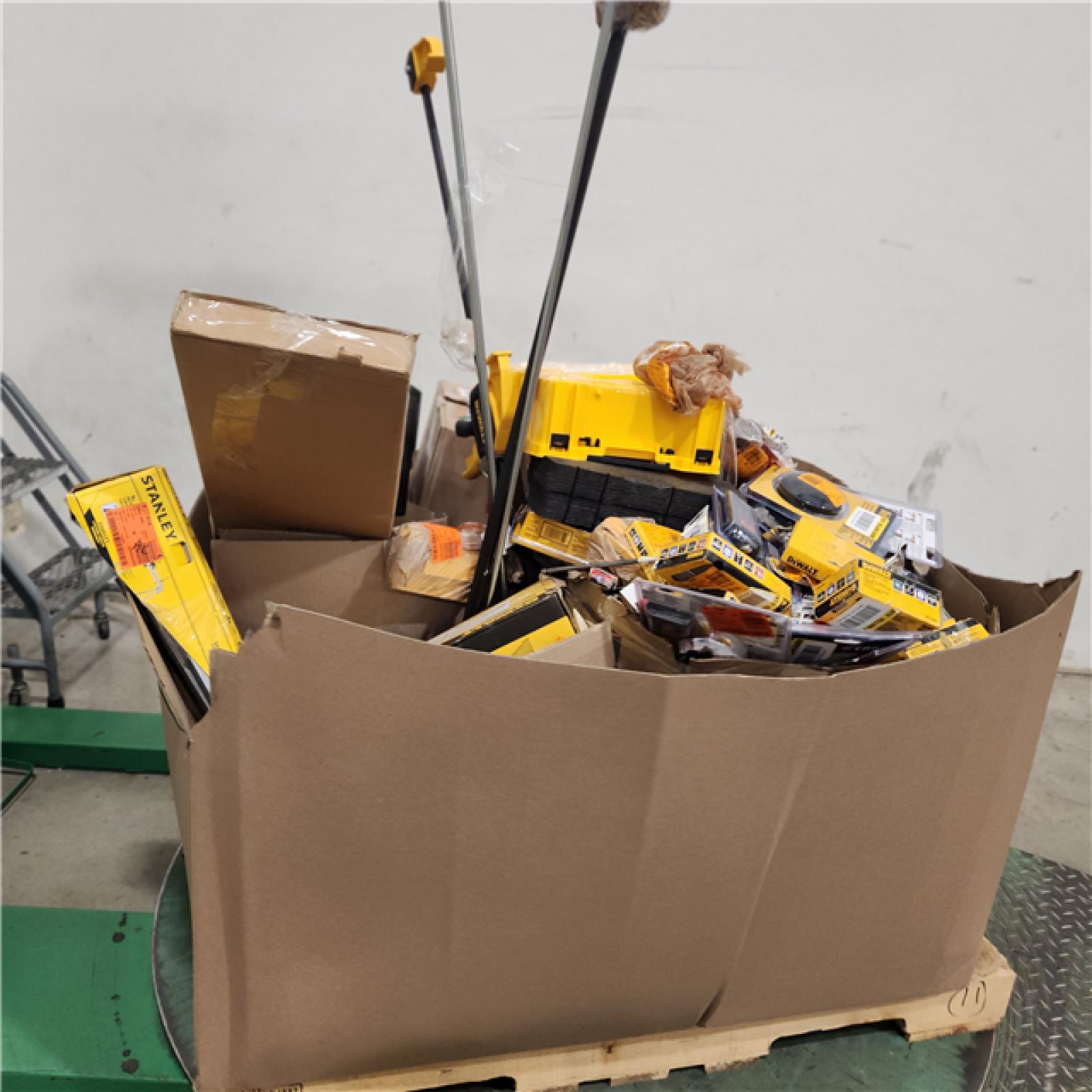 Dallas Location - As-Is DEWALT Tool Pallet