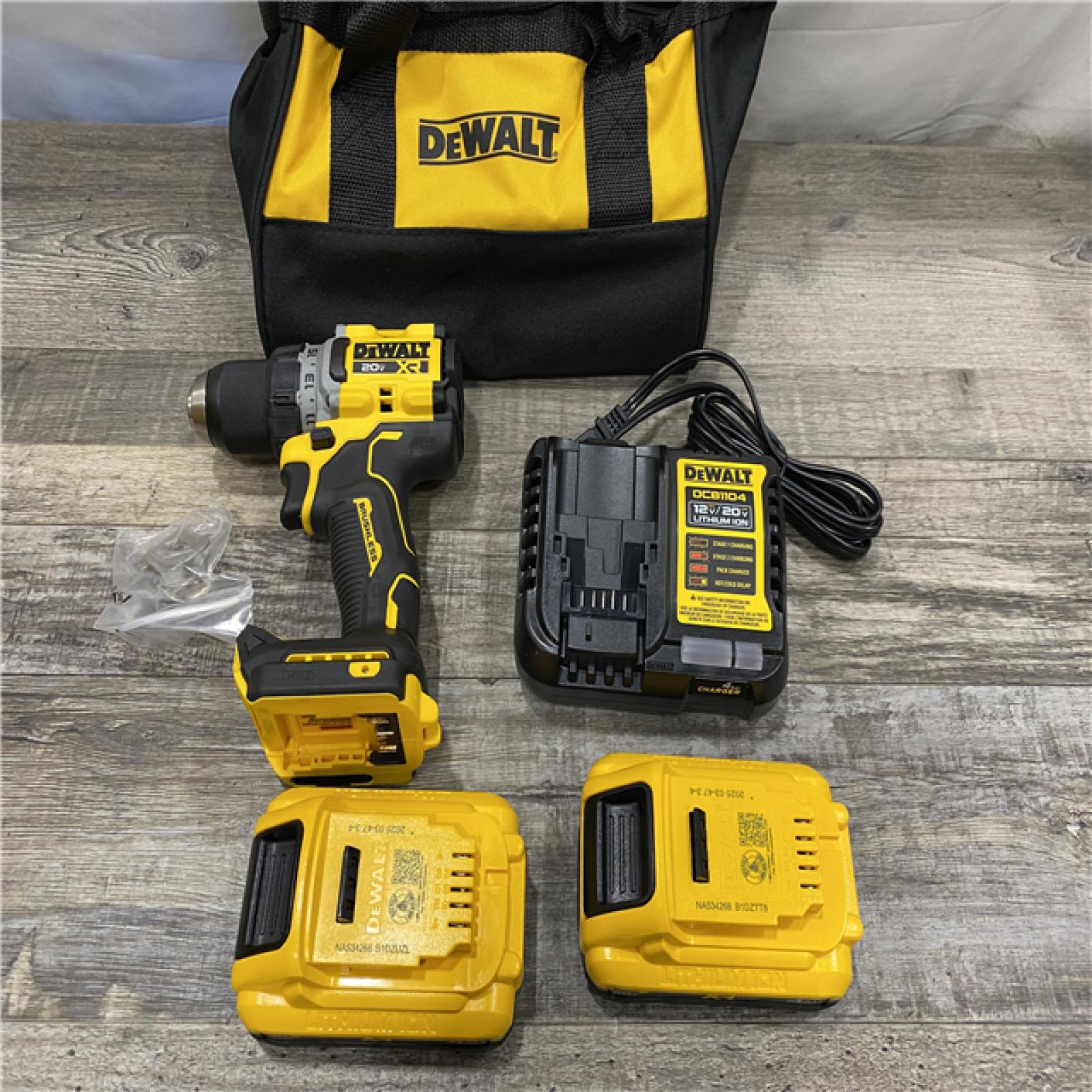 AS-IS DEWALT 20V XR Lithium-Ion Cordless Brushless 1/2 in. Drill/Driver Kit