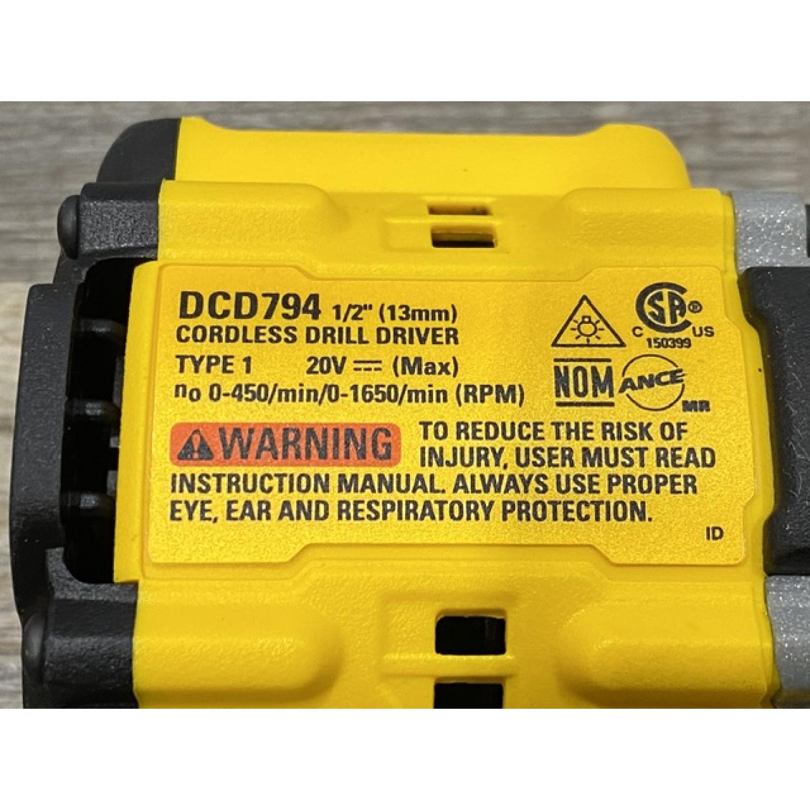 AS-IS DEWALT ATOMIC 20-Volt MAX Lithium-Ion Cordless (2-Tool) Combo Kit