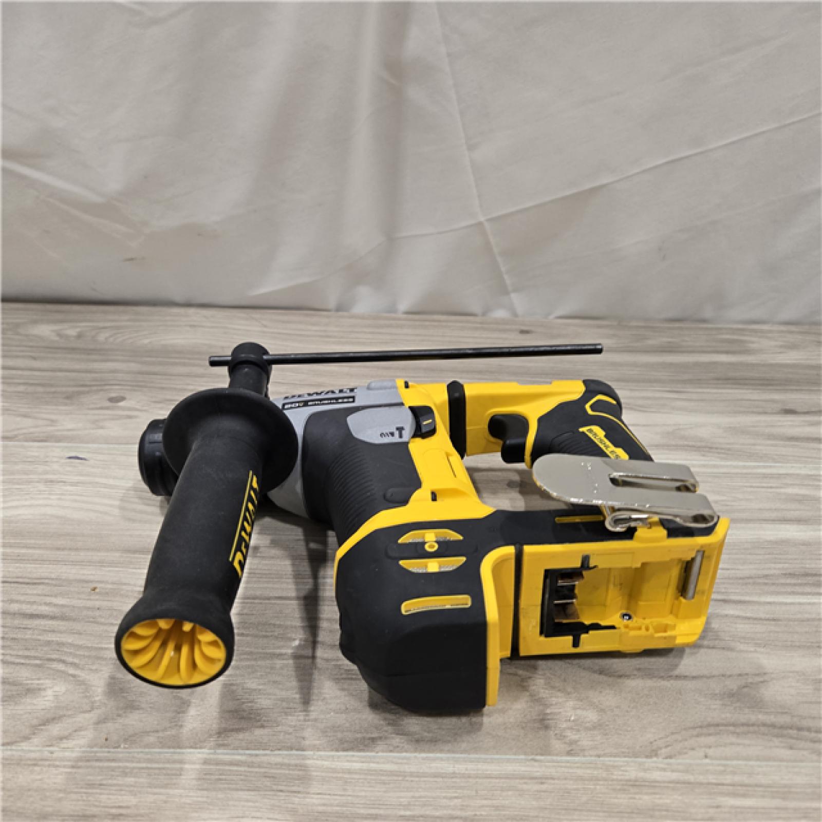 AS-IS Dewalt DCH172B MAX Atomic 20V 5/8 Inch Cordless SDS Plus Rotary Hammer (Tool Only)