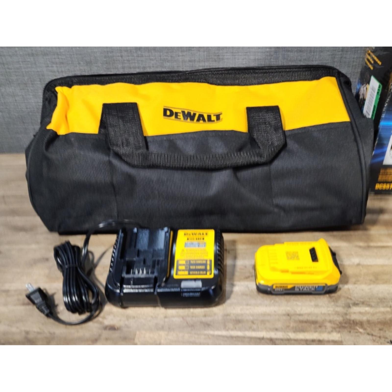 HOUSTON LOCATION - AS-IS DeWalt 20V MAX ATOMIC with POWERSTACK 4-1/2 in. Cordless Brushless Circular Saw Kit (Battery & Charg