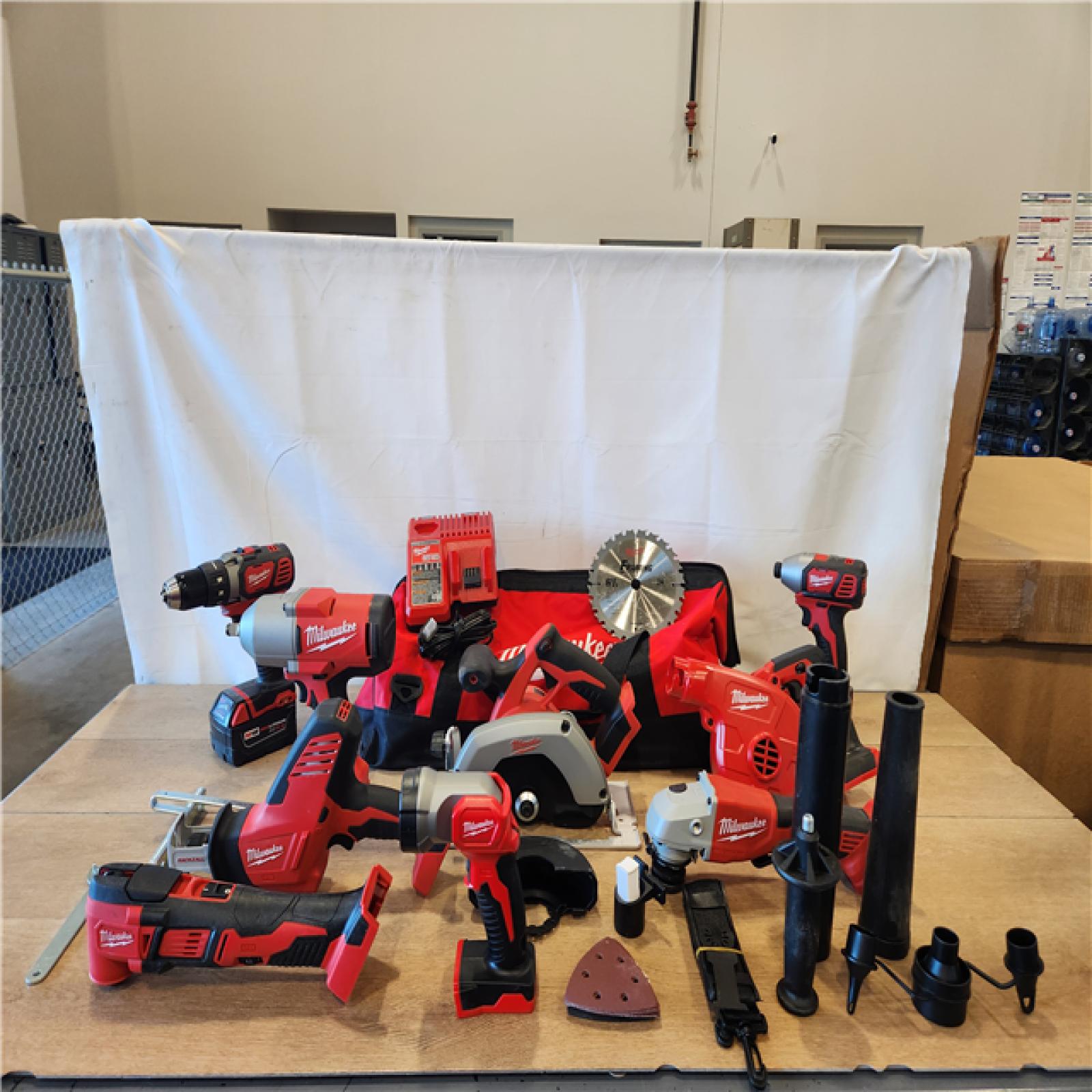 AS-IS- Milwaukee 18-Volt Lithium-Ion Cordless (9-Tool) Combo Kit