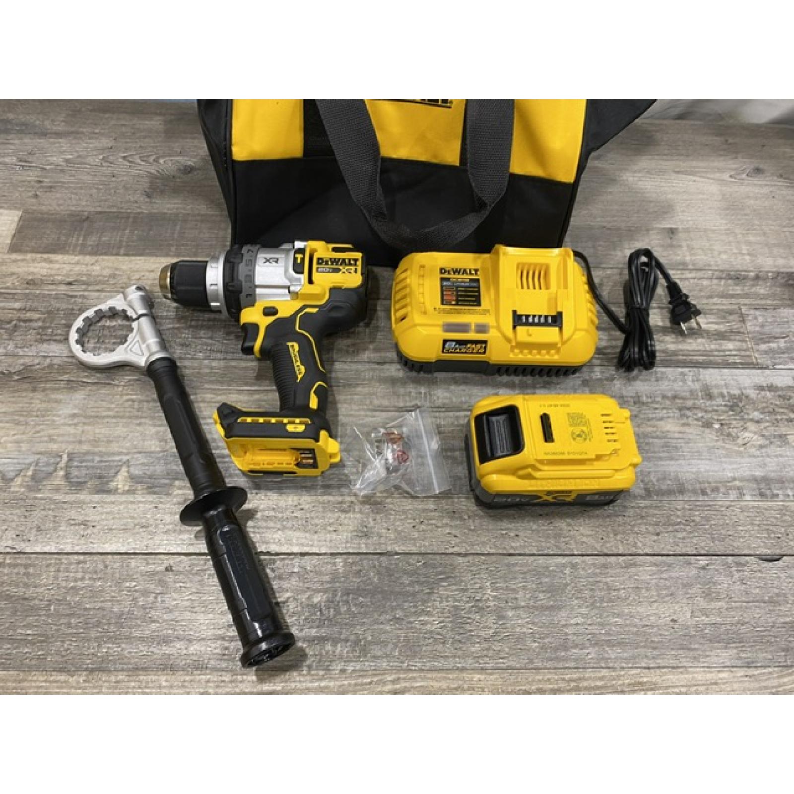 AS-IS DEWALT Atomic 20V Max Lithium-Ion Brushless Cordless Compact 1/4 in. Impact Driver Kit