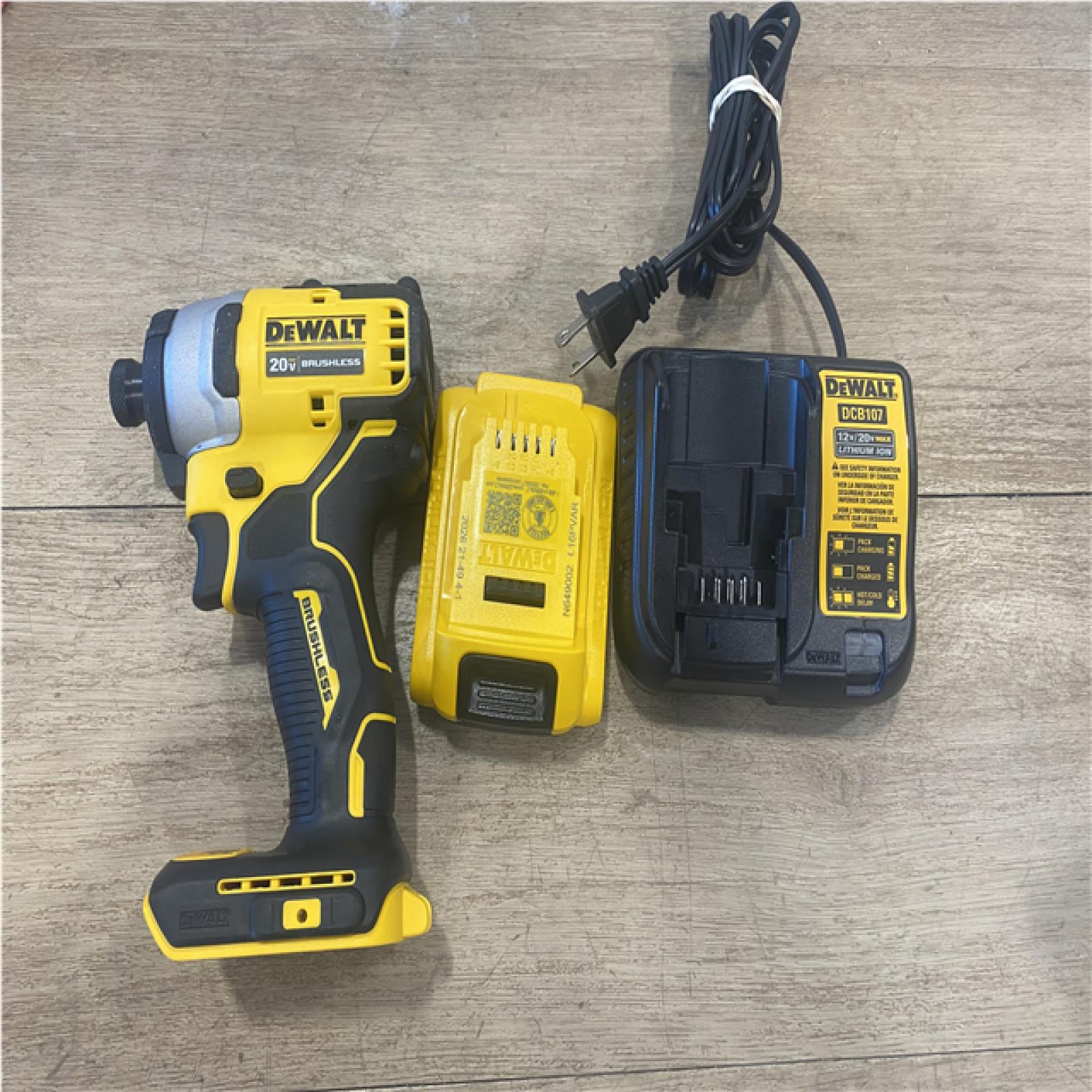 AS-IS DEWALT Atomic 20V Max Lithium-Ion Brushless Cordless Compact 1/4 in. Impact Driver Kit