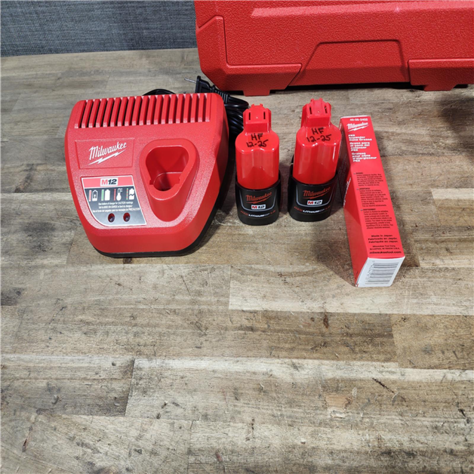 HOUSTON LOCATION - AS-IS M12 12-Volt Lithium-Ion Cordless PEX Expansion Tool Kit with (2) 1.5 Ah Batteries  (3) Expansion Heads and Hard Case