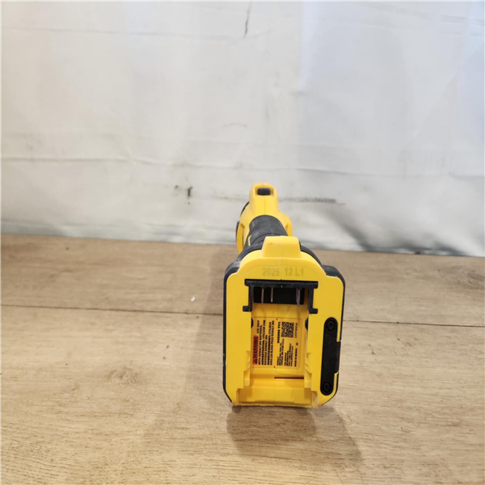 AS-IS- DEWALT 20V MAX Cordless Cut Out Tool