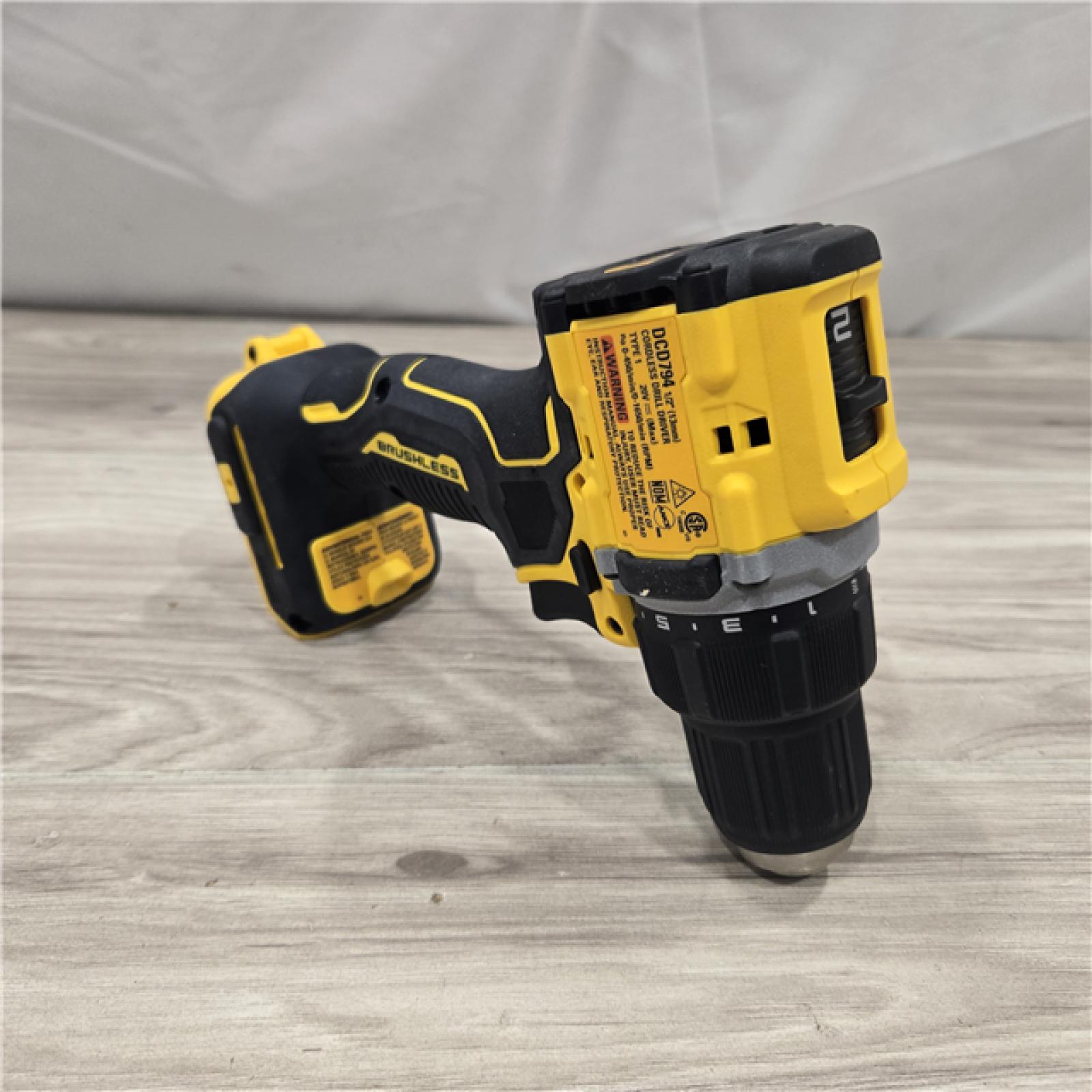 AS-IS DeWalt 20V MAX ATOMIC 1/2 in. Cordless Drill/Driver (Tool-Only)
