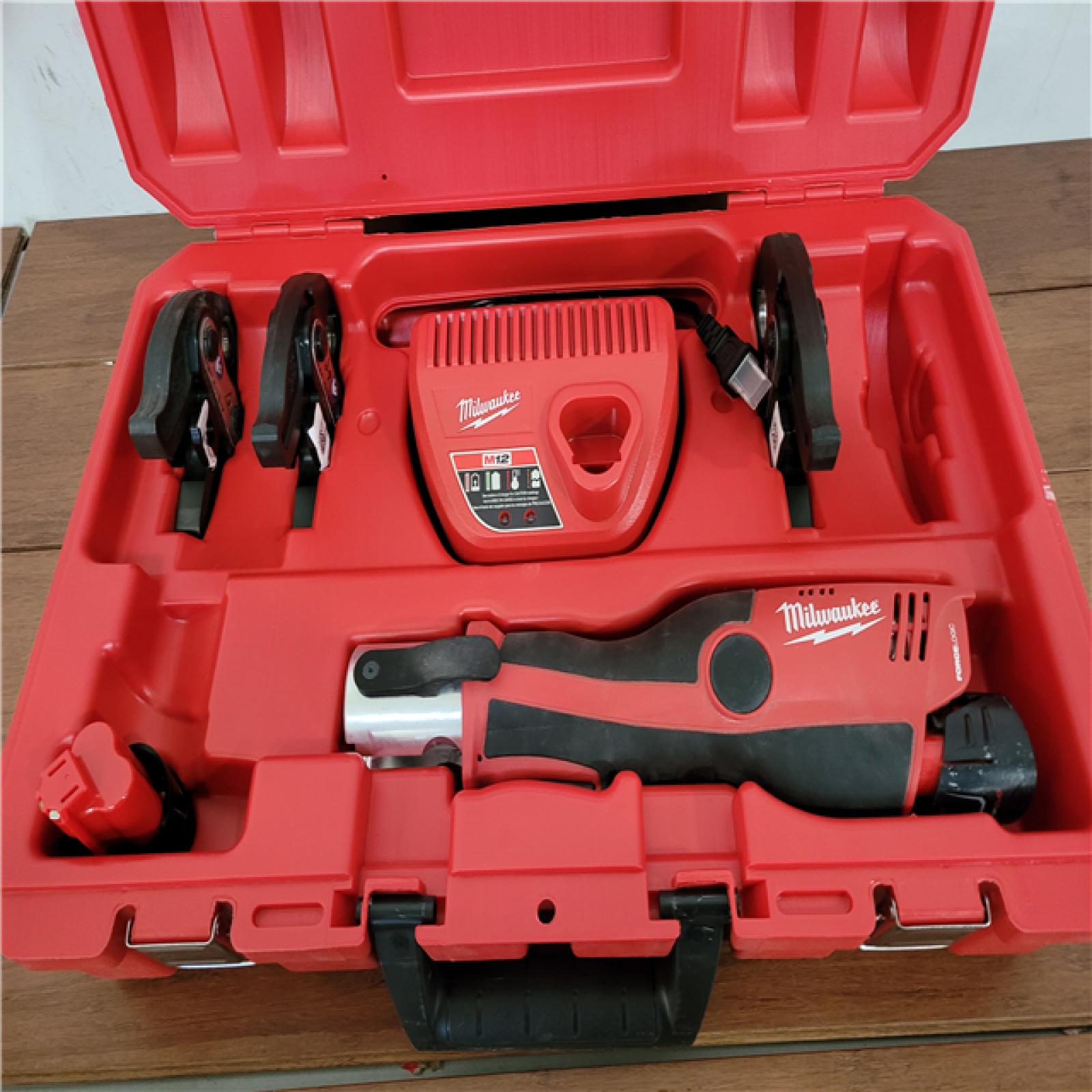 California AS-IS Milwaukee M12 Force Logic Press Tool Kit  Includes (2) Batteries  Charger & Hard Case