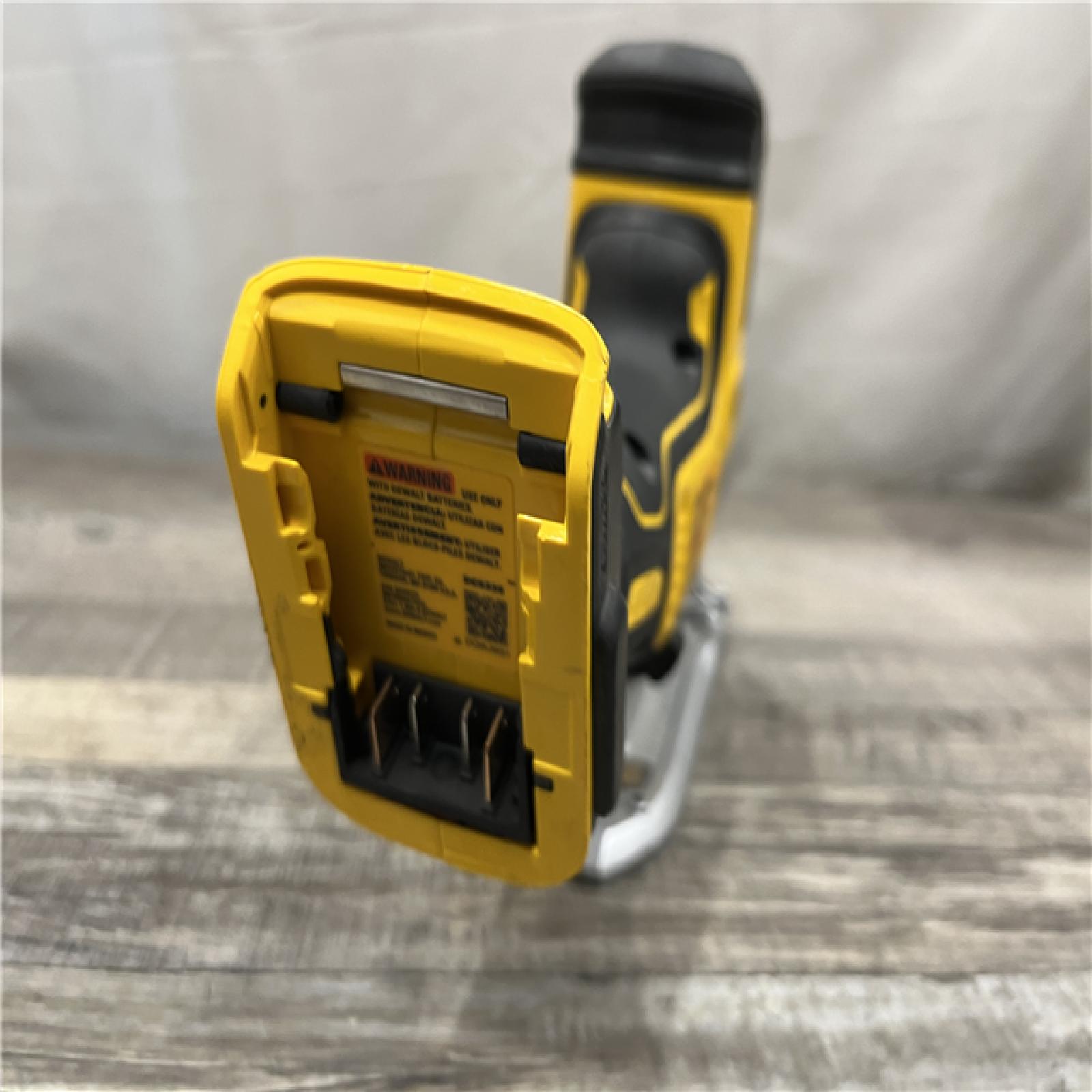 AS-IS DEWALT 20V MAX XR Cordless Barrel Grip Jigsaw (Tool Only)