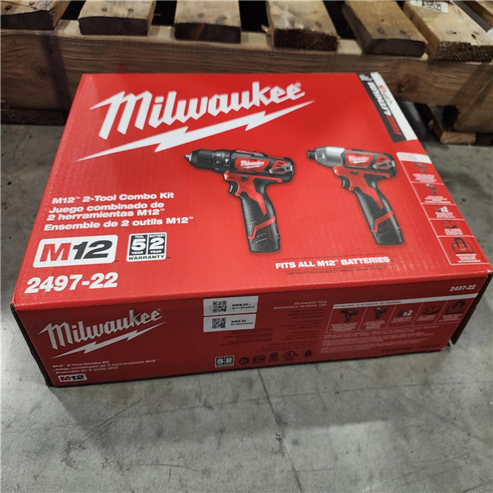 NEW! -  Milwaukee M12 12V Lithium-Ion Cordless Hammer Drill/Impact Driver Combo Kit (2-Tool) with (2) 1.5Ah Batteries  Charger & Bag