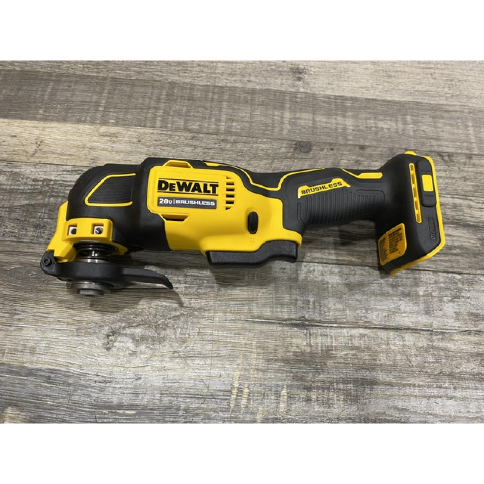 AS-IS DEWALT ATOMIC 20V MAX Cordless Brushless Oscillating Multi Tool Kit