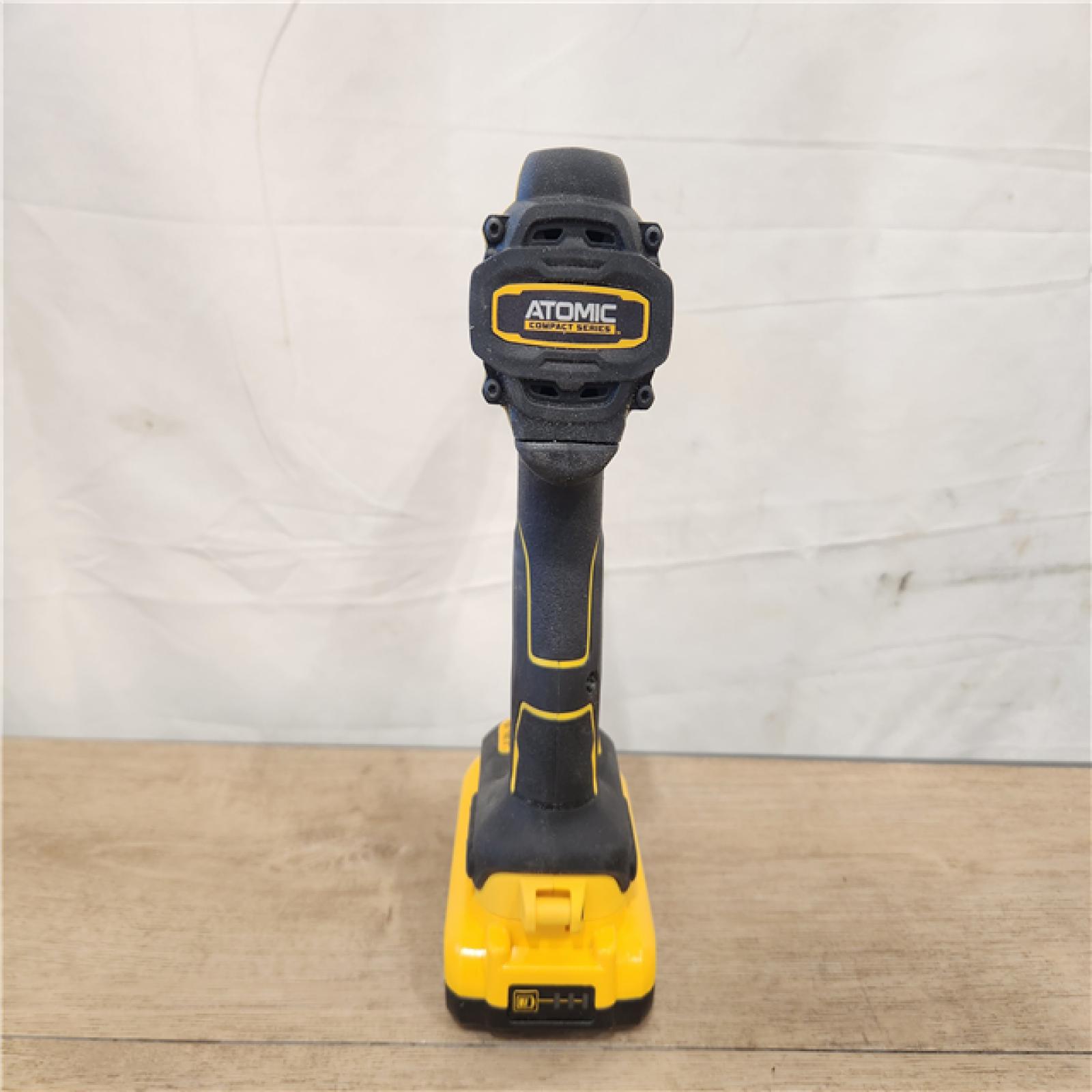 AS-IS- DEWALT ATOMIC 20V Cordless 1/2 in. Compact Hammer Drill Kit