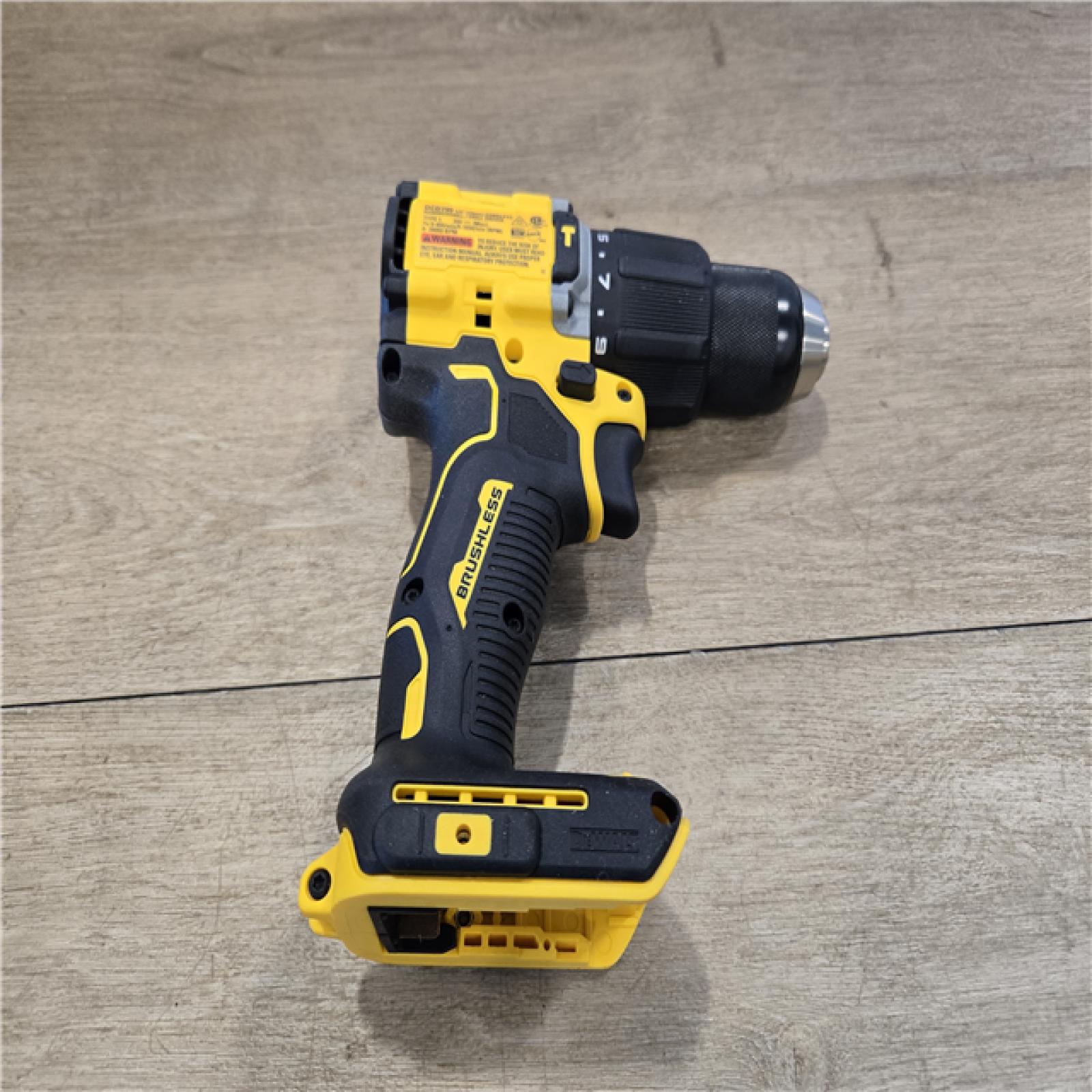 AS-IS DEWALT ATOMIC 20V Cordless 1/2 in. Hammer Drill Kit