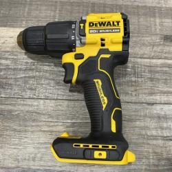 LIKE NEW - DEWALT ATOMIC 20V Cordless 1/2 in. Compact Hammer Drill Kit
