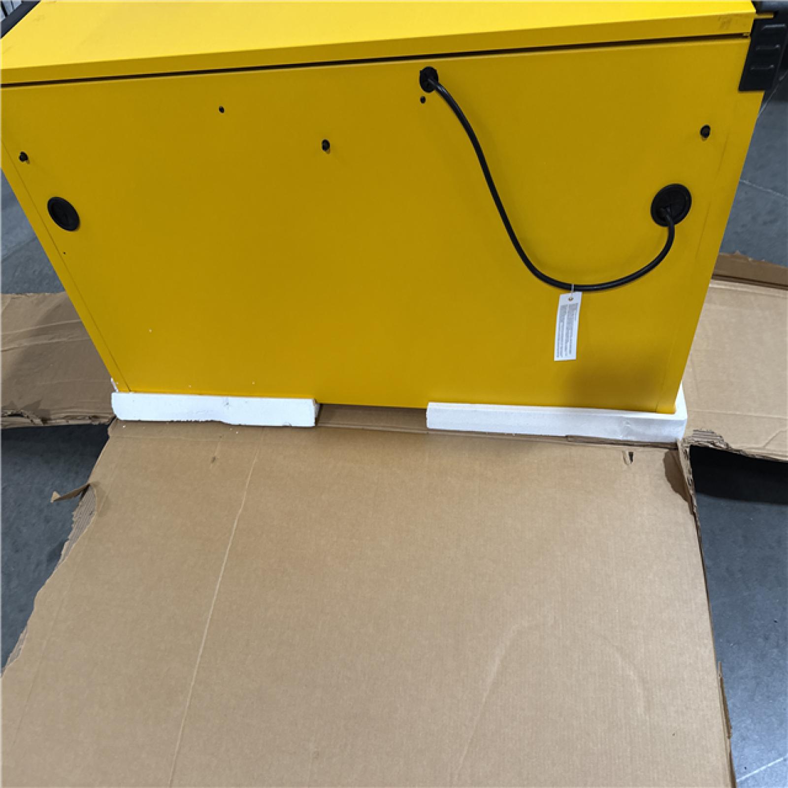 California AS-IS DeWalt Tool Chest