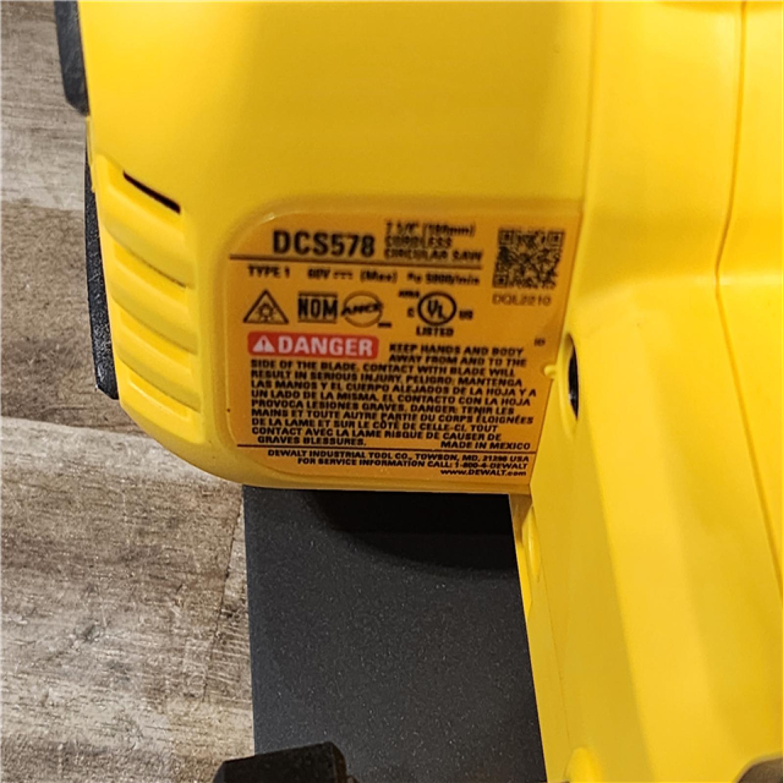 HOUSTON LOCATION - AS-IS DeWALT Flexvolt Max 7-1/4 60V Brushless Circular Saw (Tool Only)