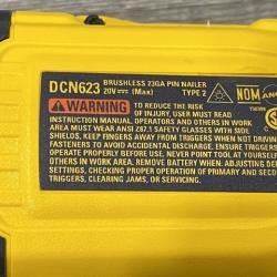 AS-IS DEWALT ATOMIC 20V MAX Lithium Ion Cordless 23 Gauge Pin Nailer Kit