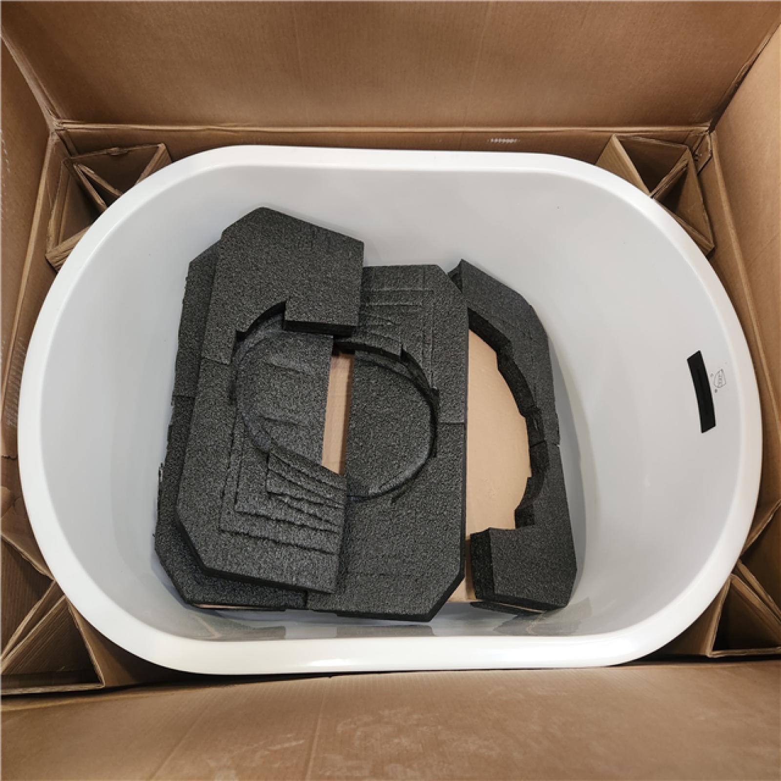 Phoenix NEW HOROW 47 in. x 26.8 in. Soaking Bathtub with Side Drain in White/Matte Black