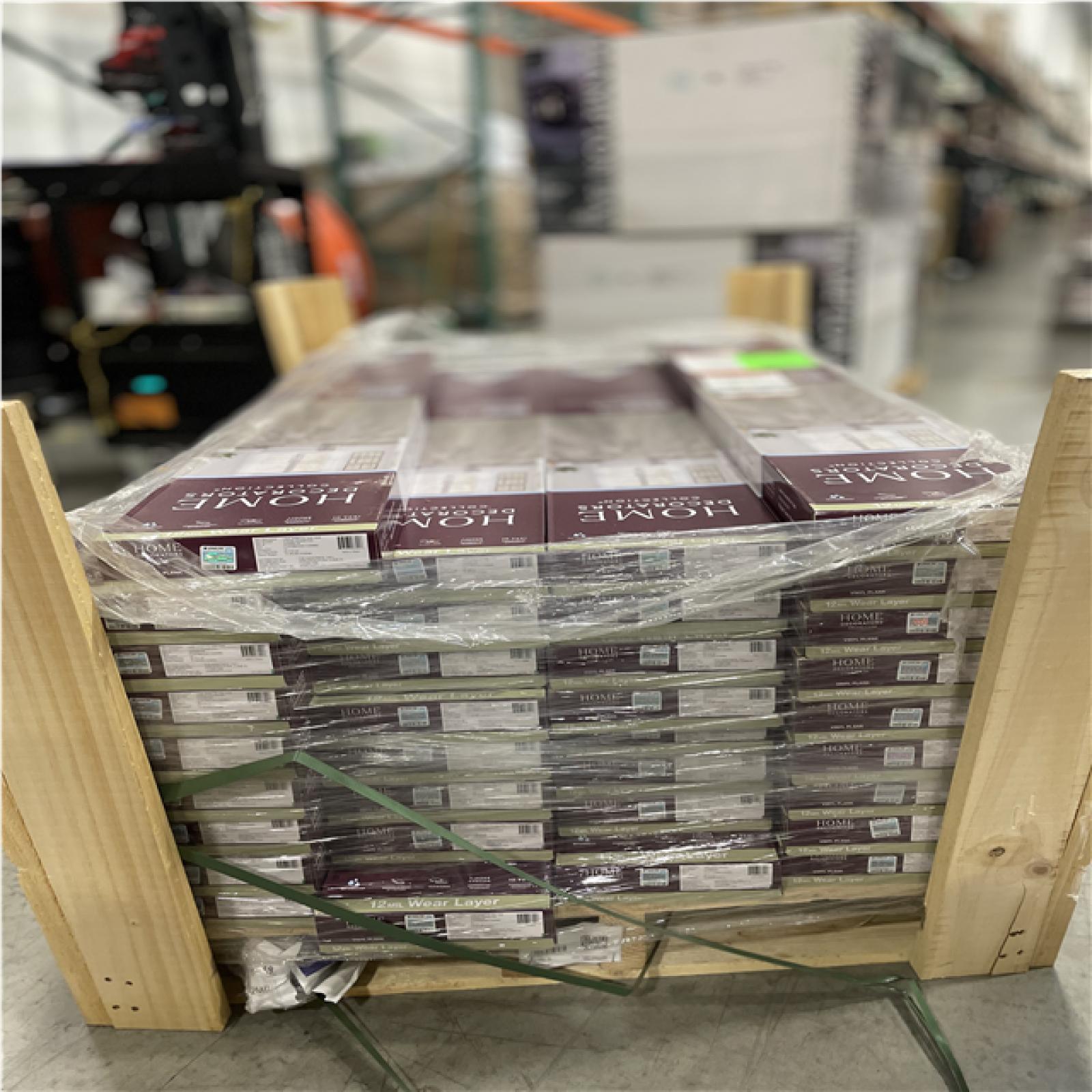 DALLAS LOCATION- HOME DECORATORS Lake Annette Oak 12 MIL x 7 in. W x 48 in. l Waterproof Flooring (23.8 sq. ft. / case)(36 CASES)