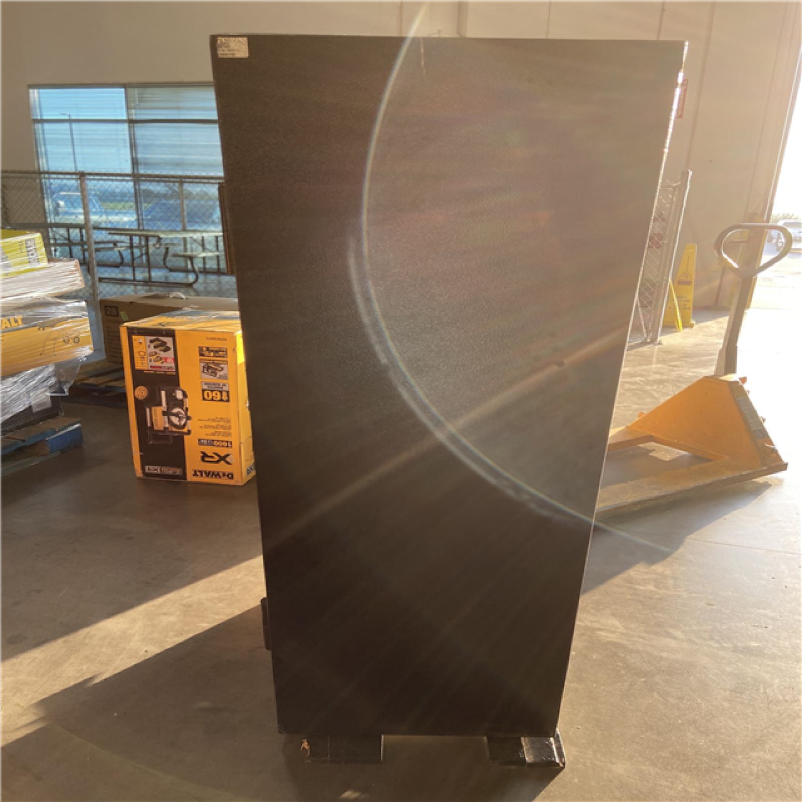 DALLAS LOCATION - STACK-ON Elite 30-Gun Fireproof Safe with Electronic Lock Gun Safe  Black