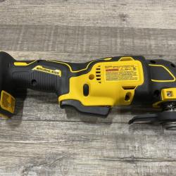 AS-IS DEWALT ATOMIC 20V MAX Cordless Brushless Oscillating Multi Tool Kit