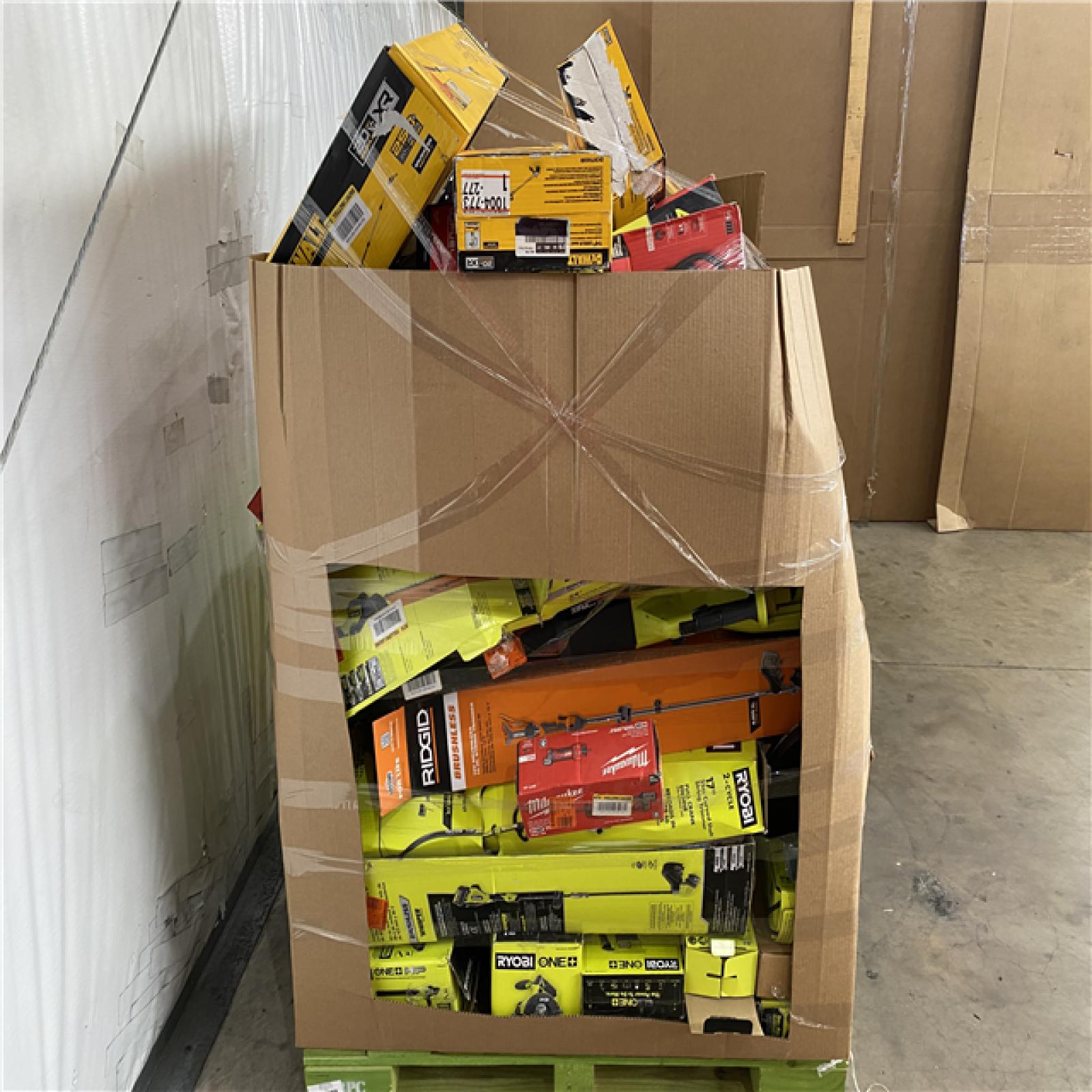 Houston Location AS IS - Tool Pallet