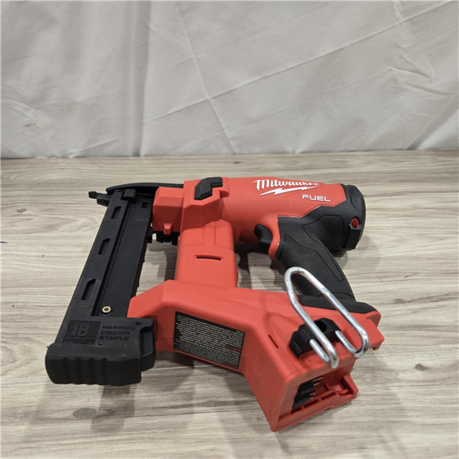 AS-IS MILWAUKEE FUEL 18V Cordless 18-Gauge 1/4 in. Narrow Crown Stapler (Tool-Only)