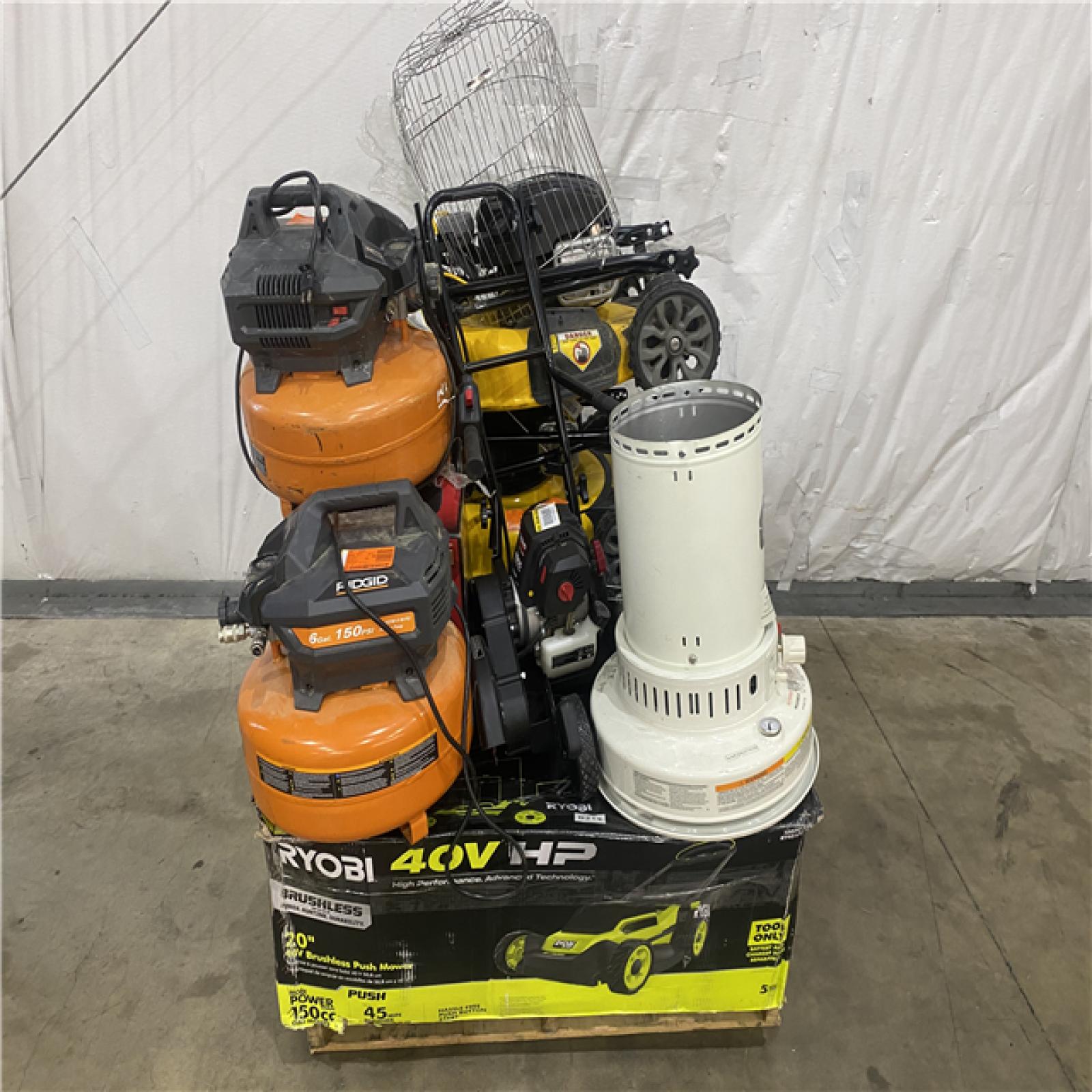Houston Location AS IS - outdoor pallet