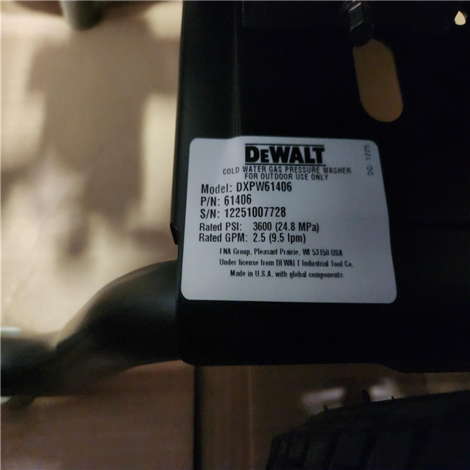 Phoenix NEW DEWALT 3600 PSI 2.5 GPM Cold Water Gas Professional Pressure Washer with HONDA GX200 Engine