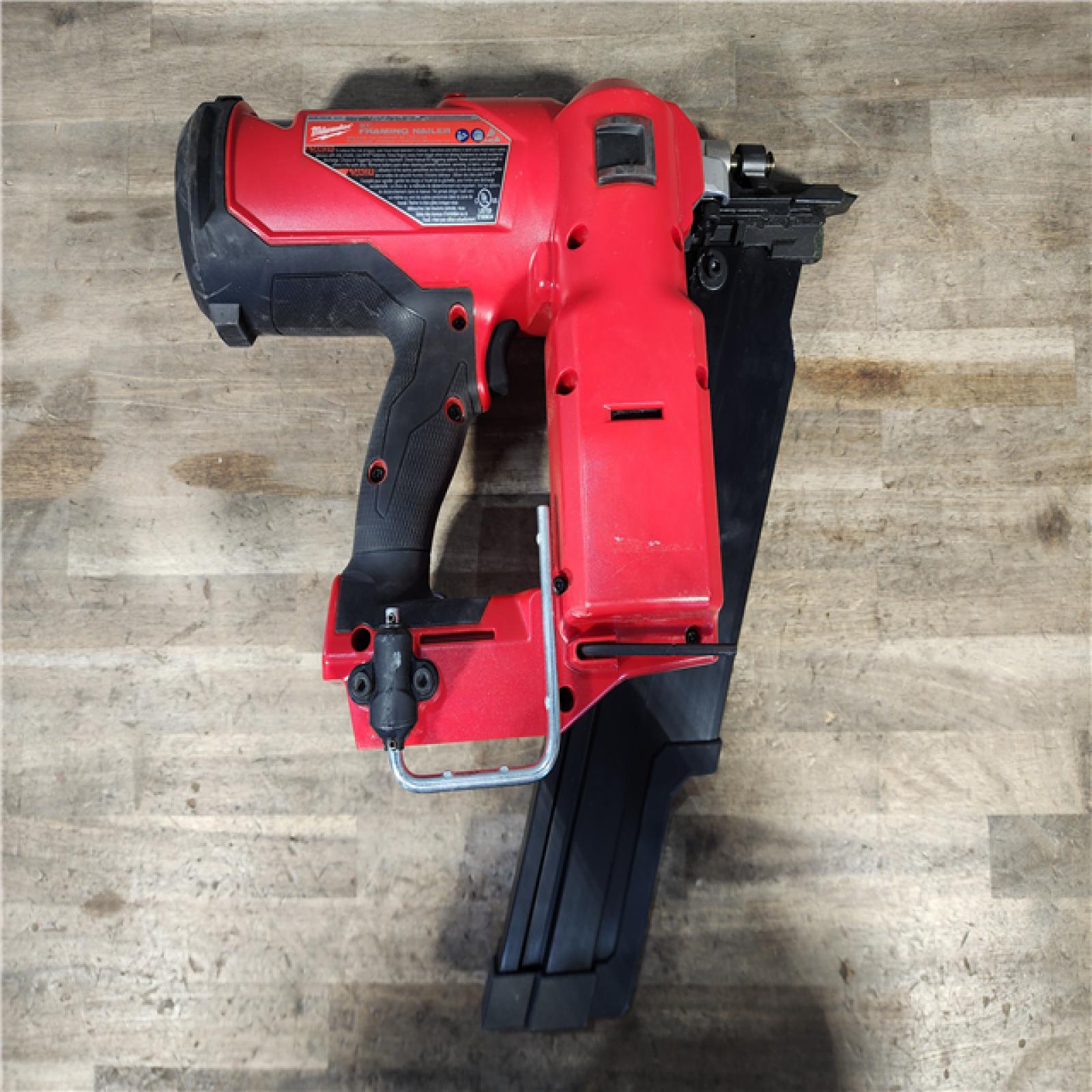 HOUSTON LOCATION - AS-IS Milwaukee 2744-20 M18 FUEL 3-1/2 in. 18V 21-Degree Lithium-Ion Brushless Cordless Framing Nailer (Tool-Only)