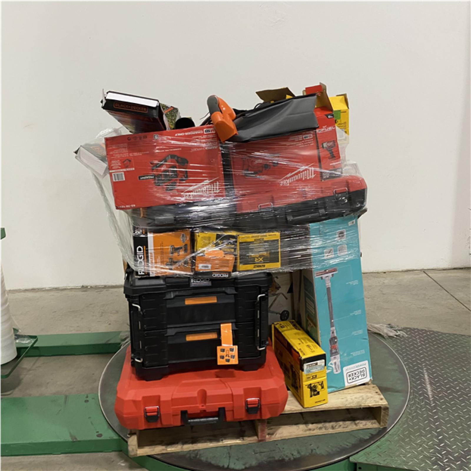 Dallas Location - As-Is Tool Pallet