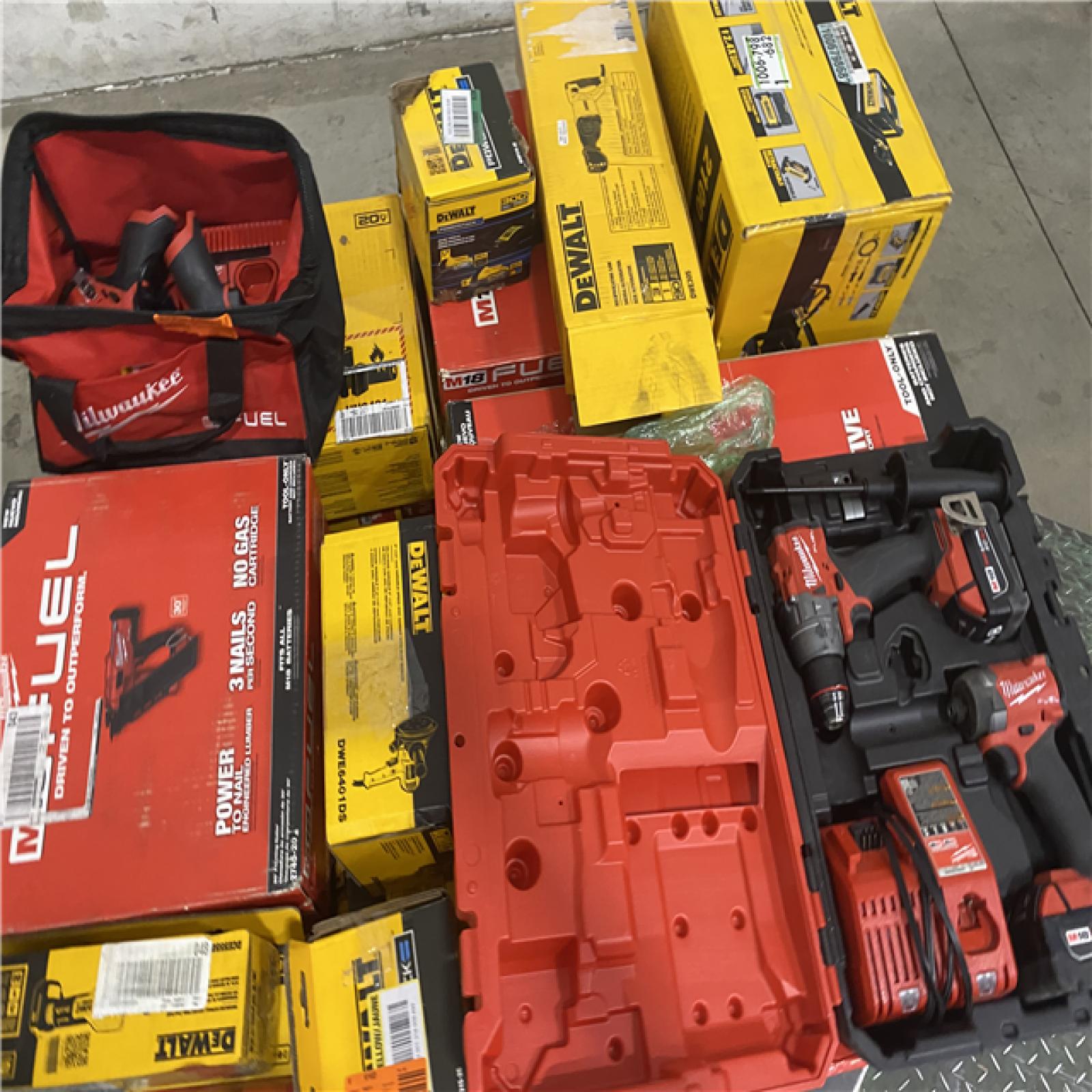 Dallas Location - As-Is Tool Pallet