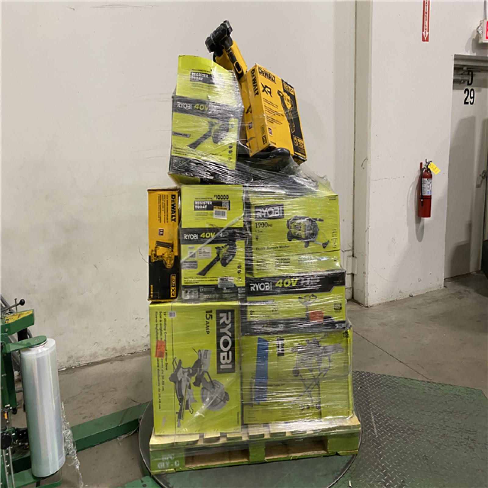 Dallas Location - As-Is Tool Pallet