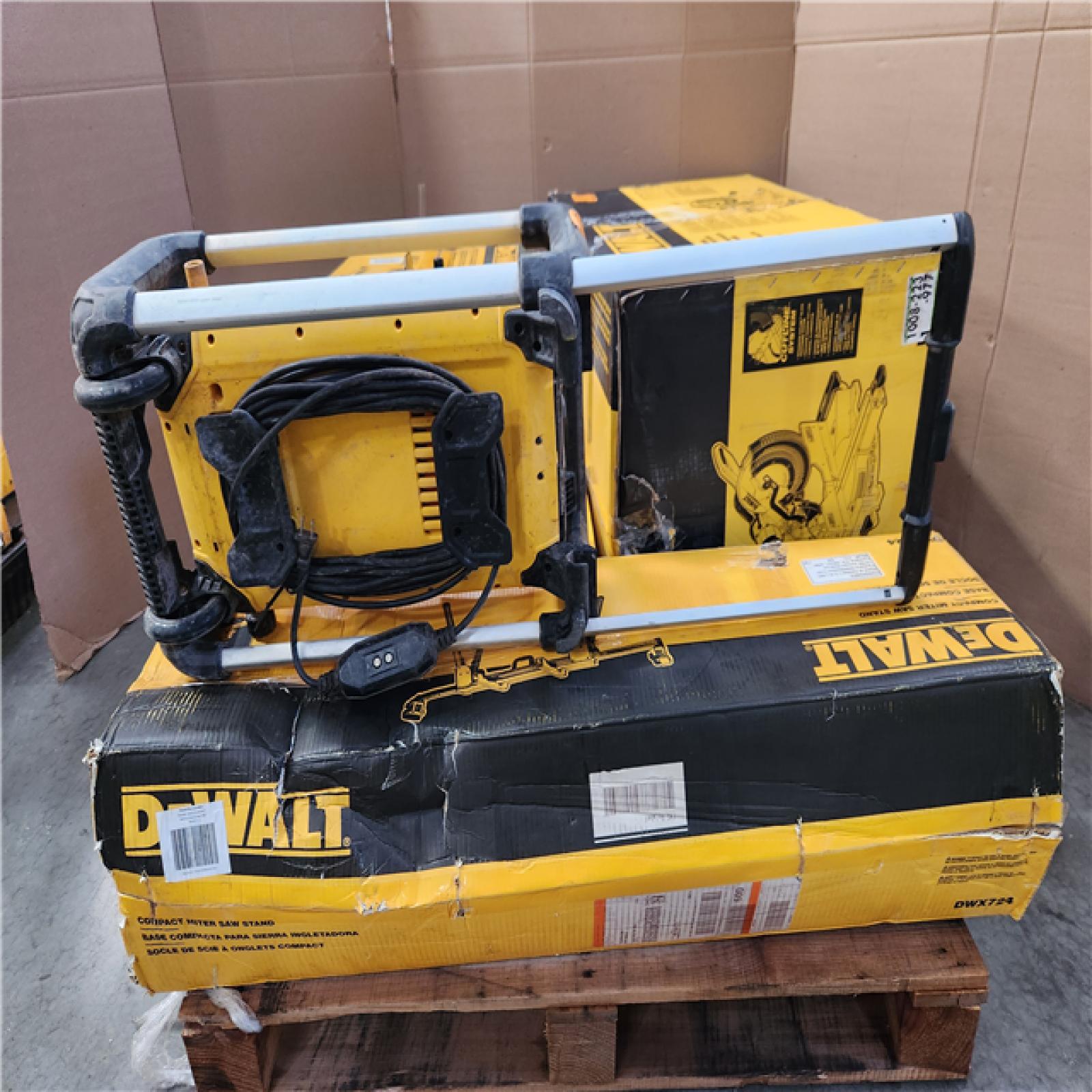 PHOENIX AS-IS TOOL PALLET