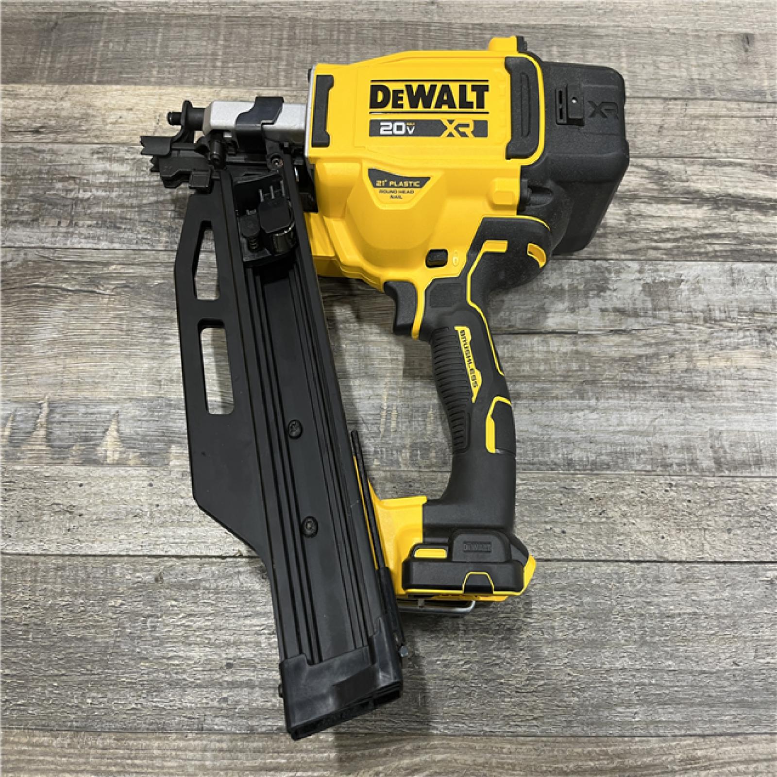 AS-IS DEWALT 20-Volt 21° Cordless Framing Nailer (Tool-Only)