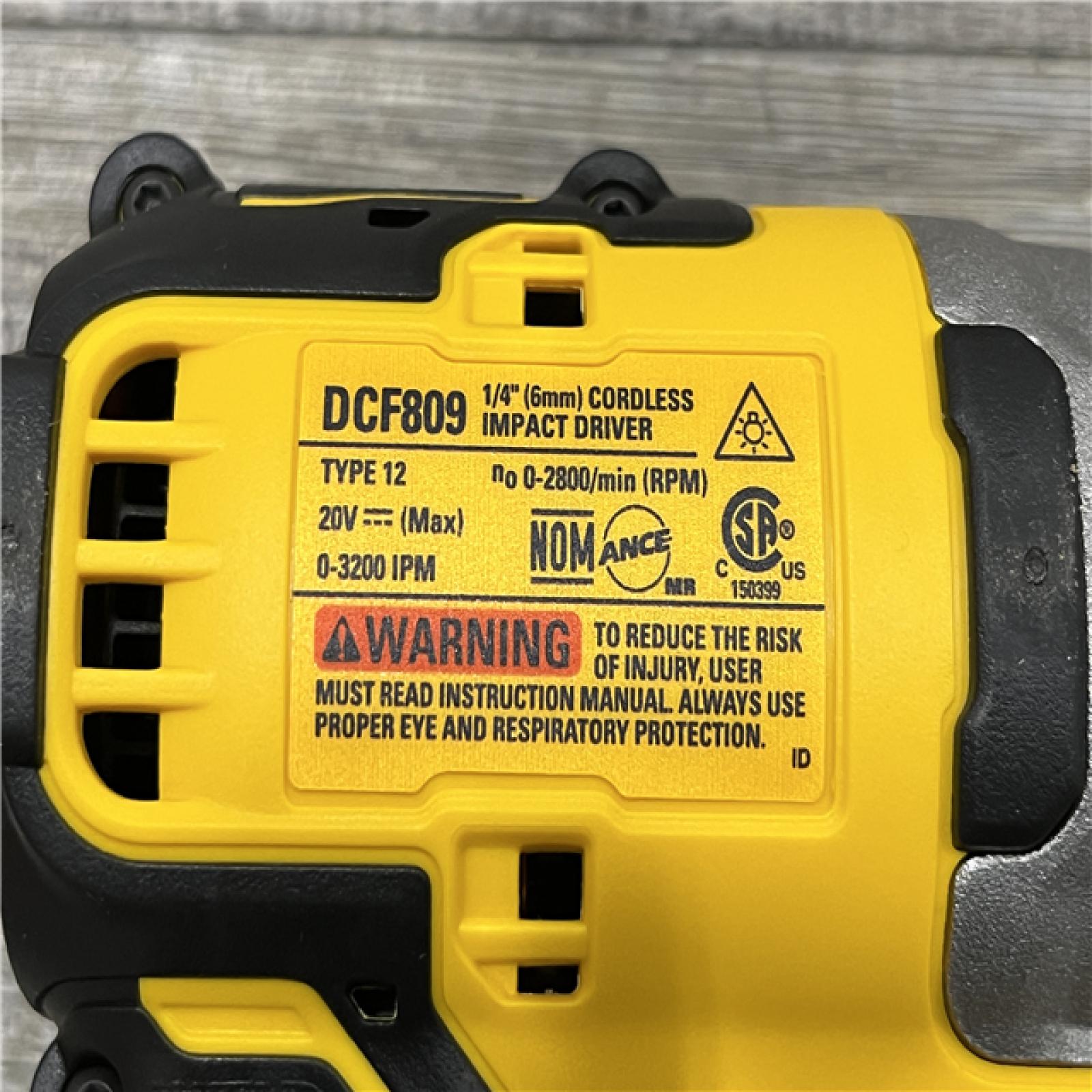 AS-IS DEWALT Atomic 20V Max Lithium-Ion Brushless Cordless Compact 1/4 in. Impact Driver Kit
