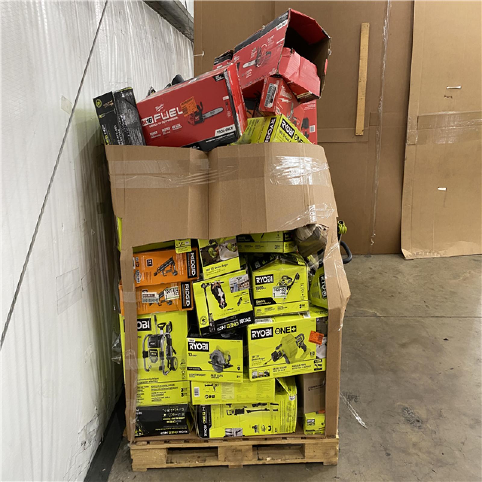 Houston Location AS IS - Tool Pallet