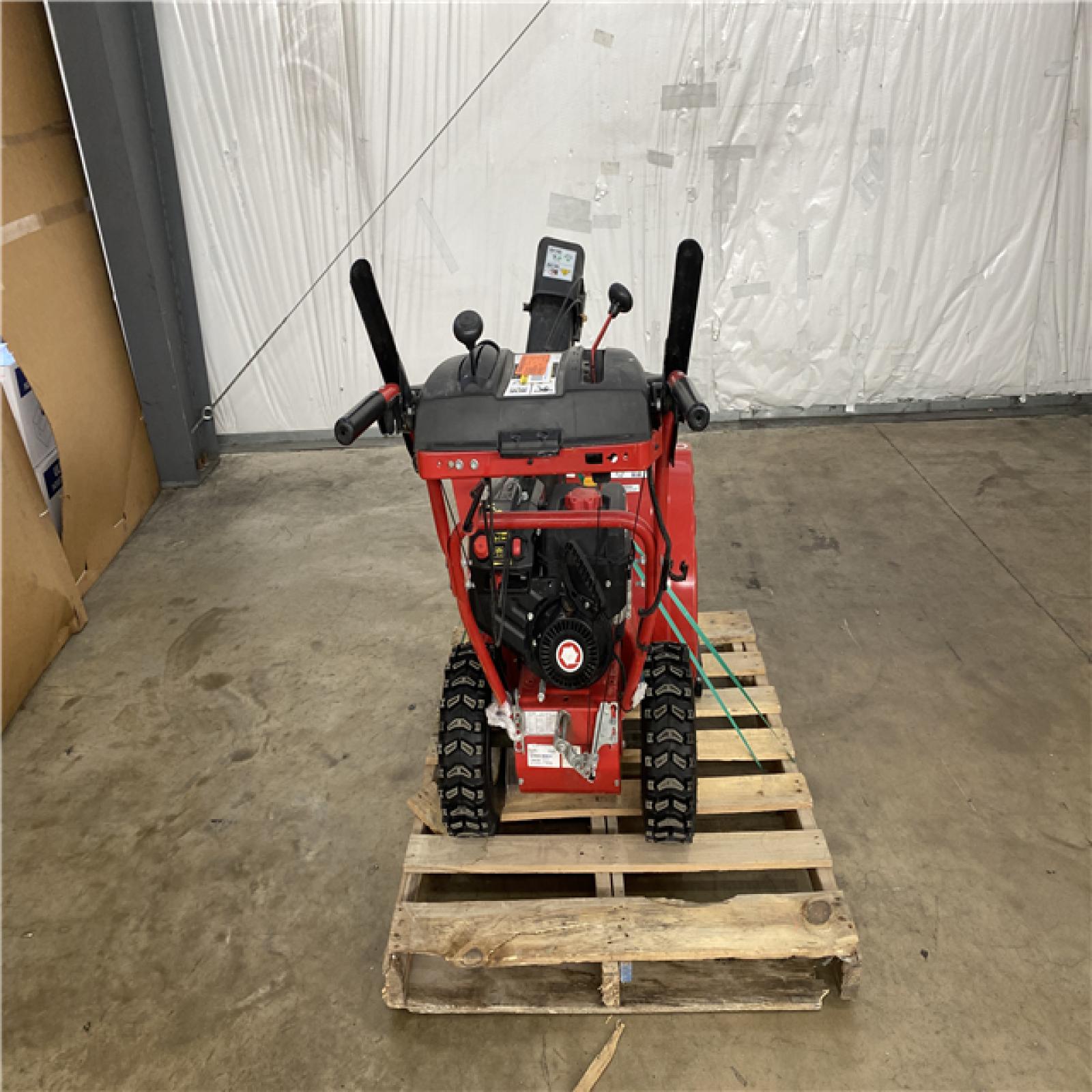 Houston Location AS IS - Troy Bilt 26in Snow Blower