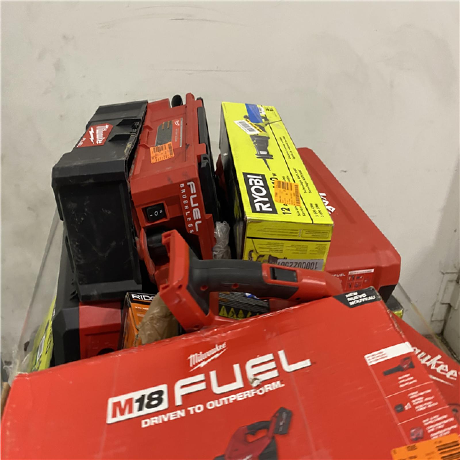 Dallas Location - As-Is Tool Pallet