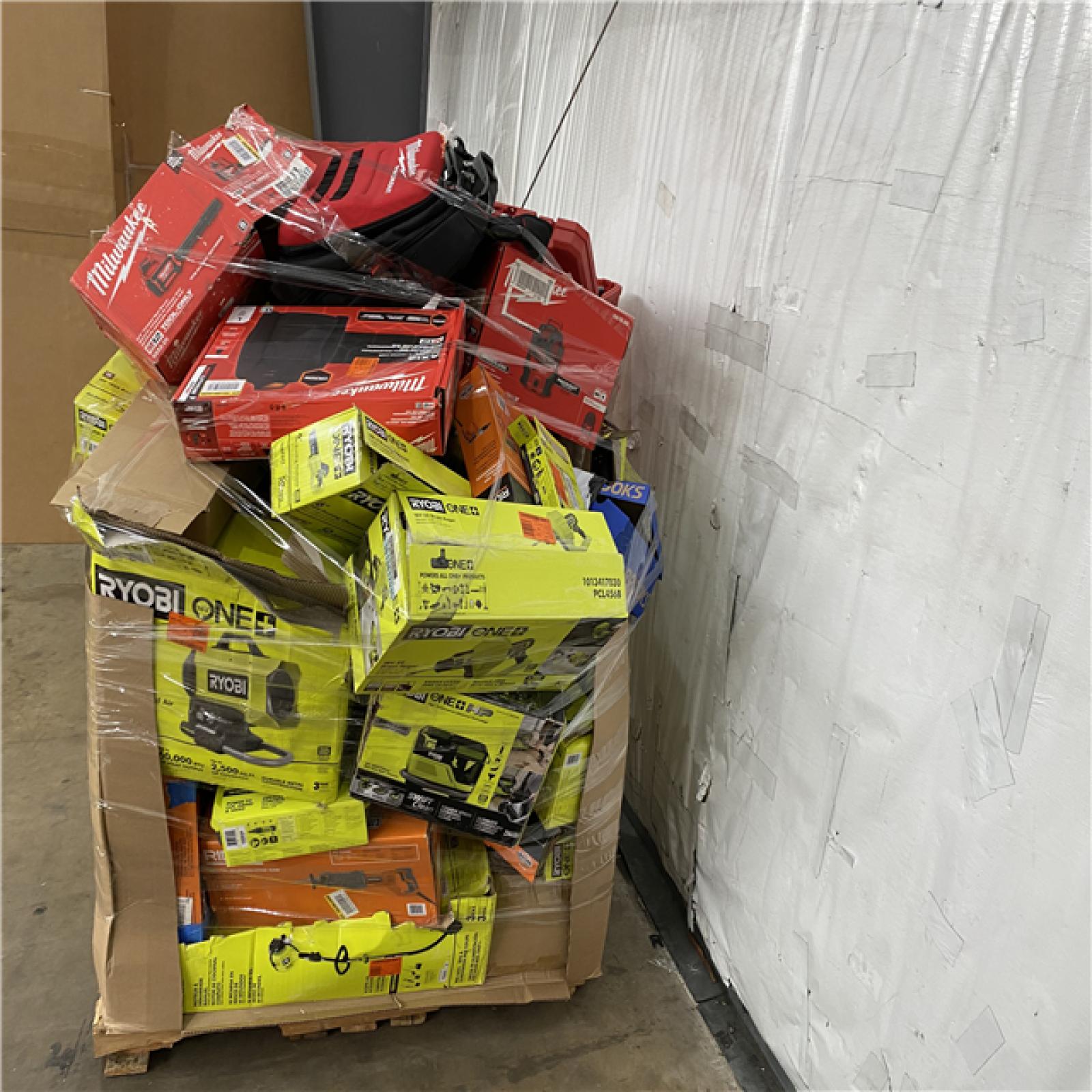 Houston Location AS IS - Tool Pallet