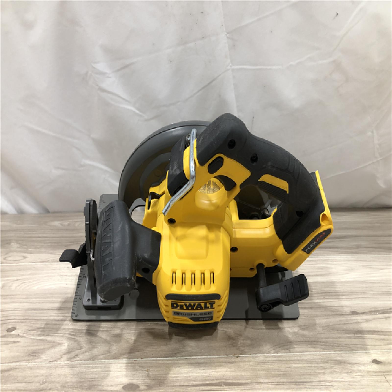 AS-IS DeWALT Flexvolt Max 7-1/4 60V Circular Saw (Tool Only)