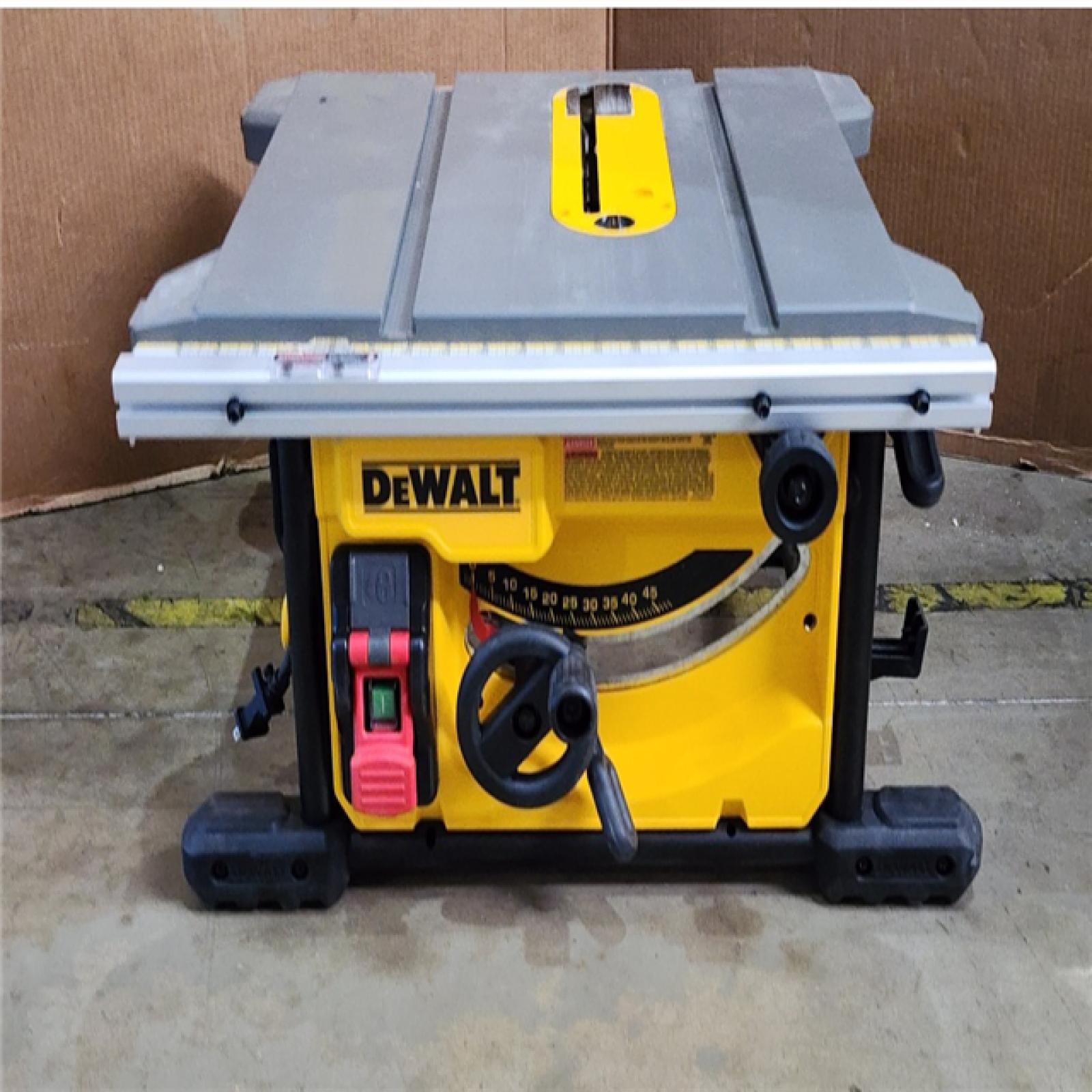 HOUSTON LOCATION - AS-IS DeWalt 15 Amps Corded 8-1/4 in. Compact Table Saw