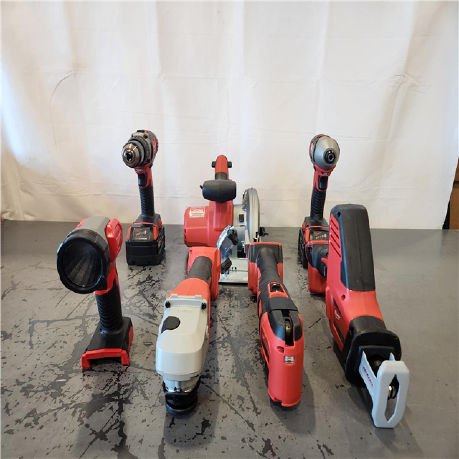 AS-IS- Milwaukee 18-Volt Lithium-Ion Cordless (7-Tool) Combo Kit