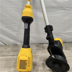 LIKE NEW! - DeWalt 20V MAX DCKO215M1 20V Battery Blower/Trimmer Kit