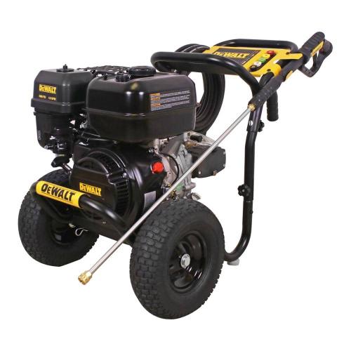 NEW! DEWALT 4400 PSI 4.0 GPM Cold Water Gas Pressure Washer