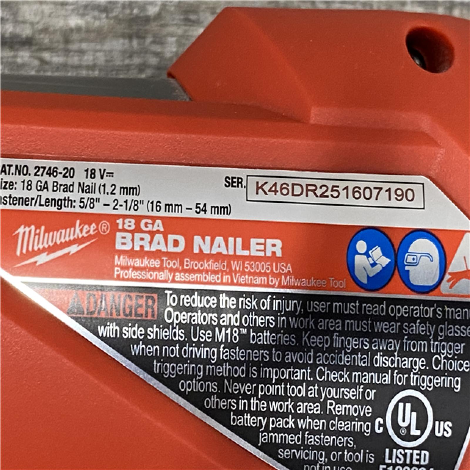 AS-IS Milwaukee FUEL 18-Volt Lithium-Ion Brushless Cordless Gen II 18-Gauge Brad Nailer (Tool-Only)