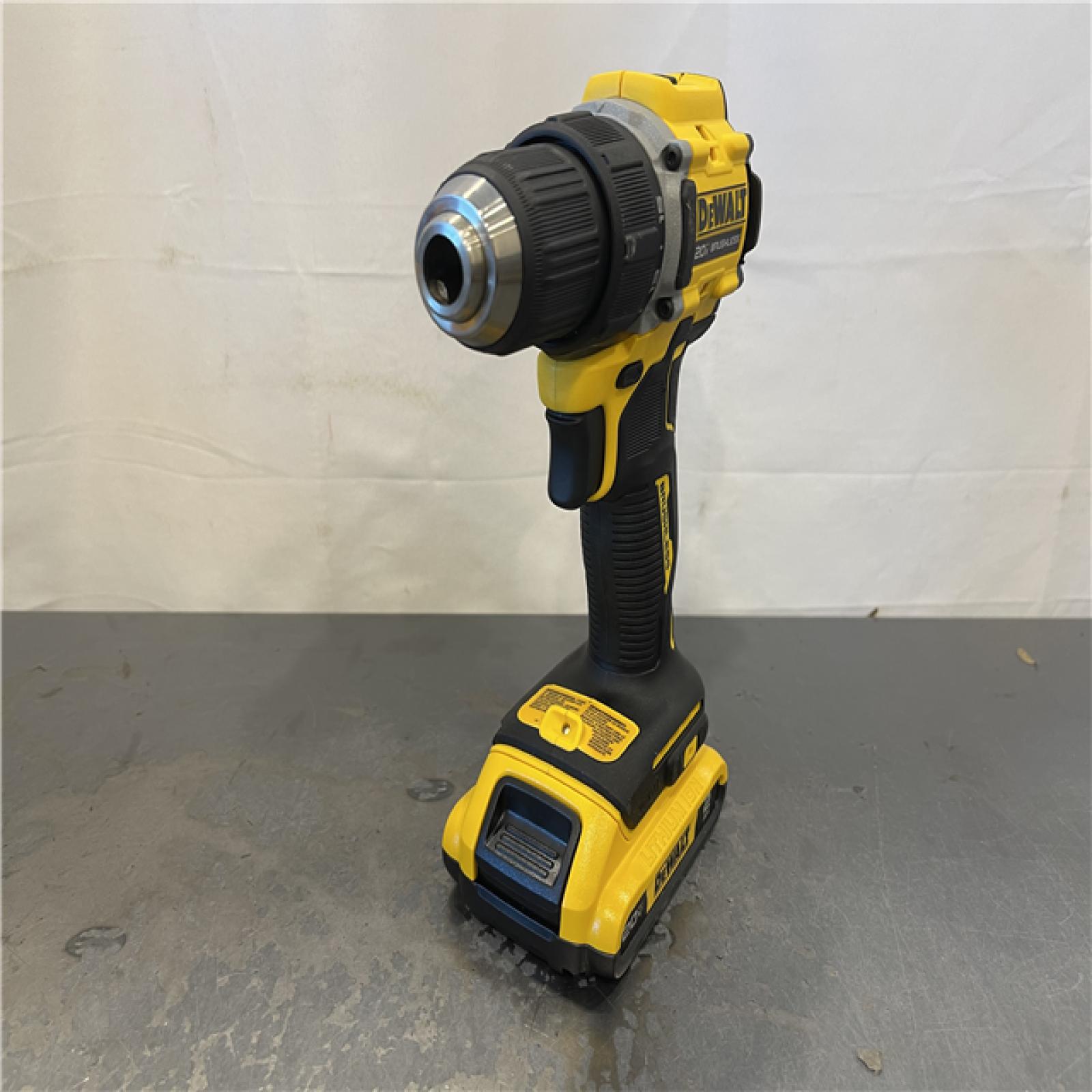 AS-IS - DEWALT ATOMIC 20-Volt Lithium-Ion Cordless Compact 1/2 in. Drill/Driver Kit