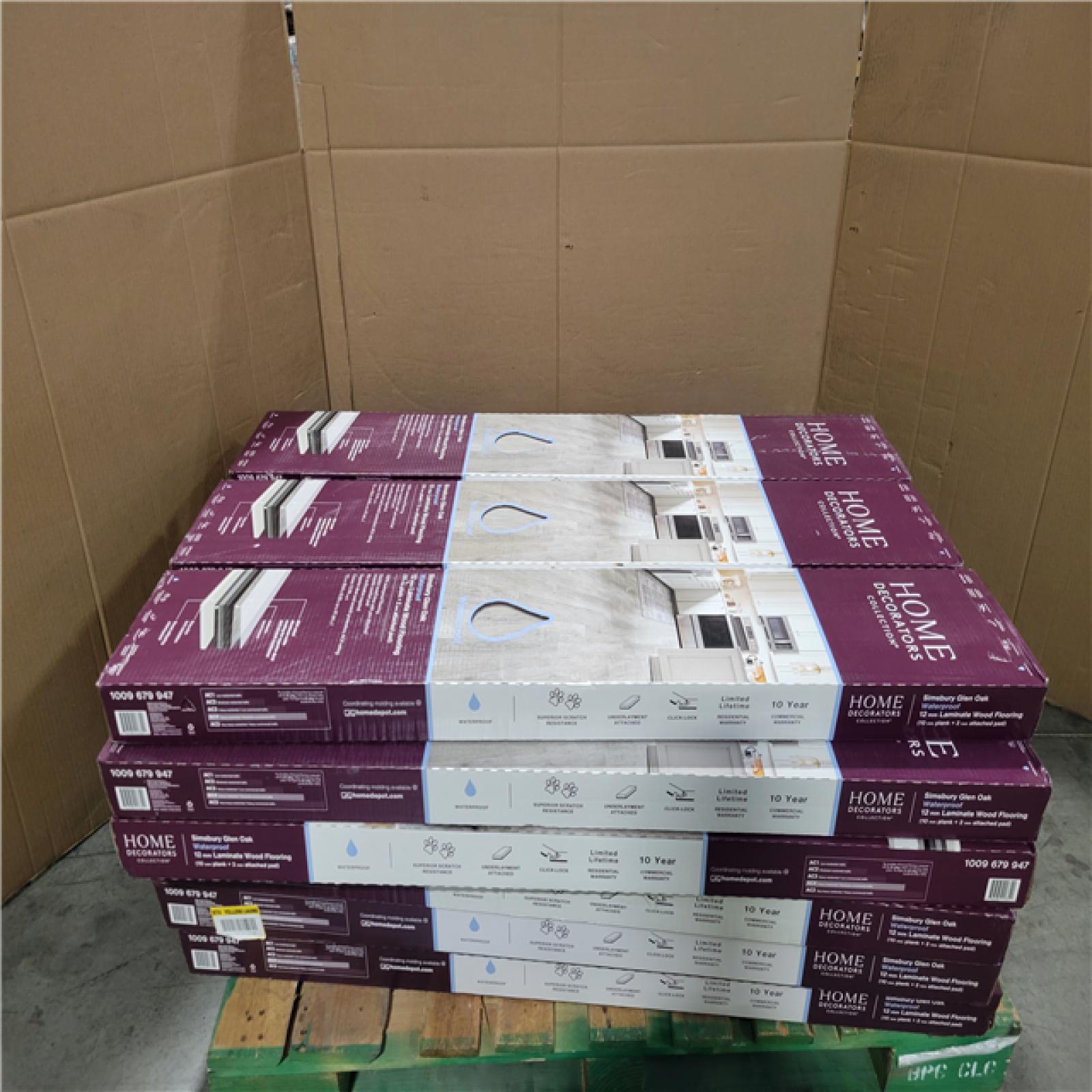 CALIFORNIA AS-IS NEW HOME DECORATORS SIMSBURY GLEN OAK 12mm LAMINATE WOOD FLOORING